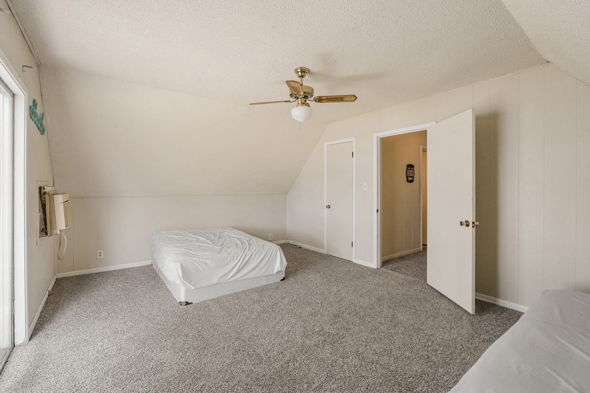 100 W Oak Acres Drive W