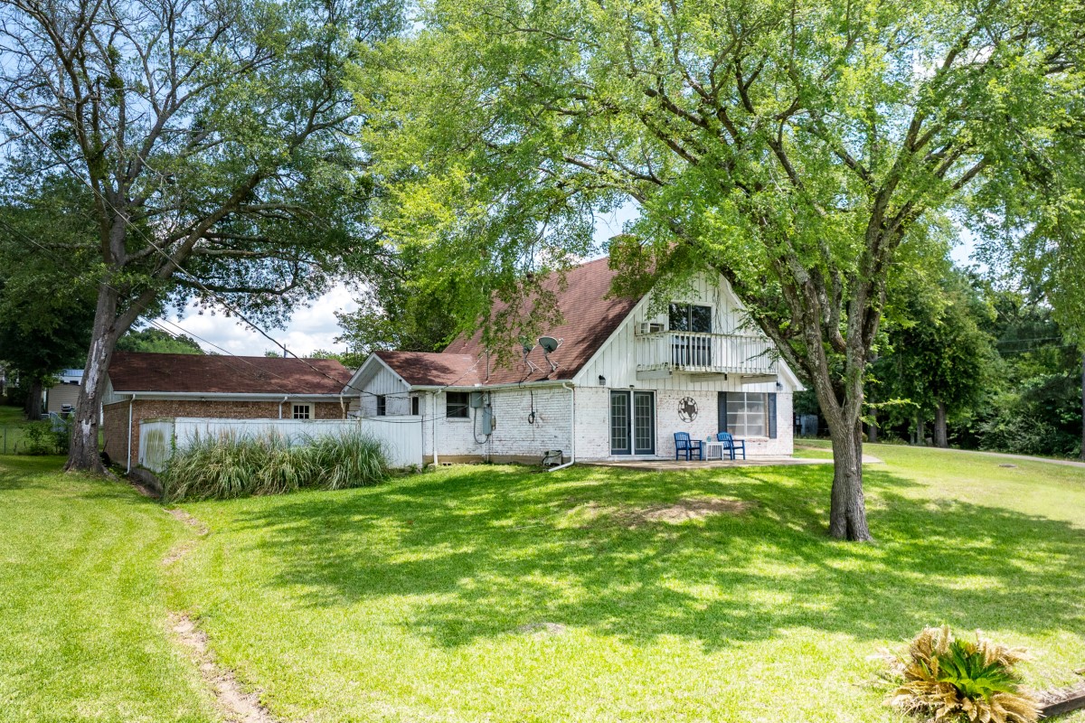 100 W Oak Acres Drive W