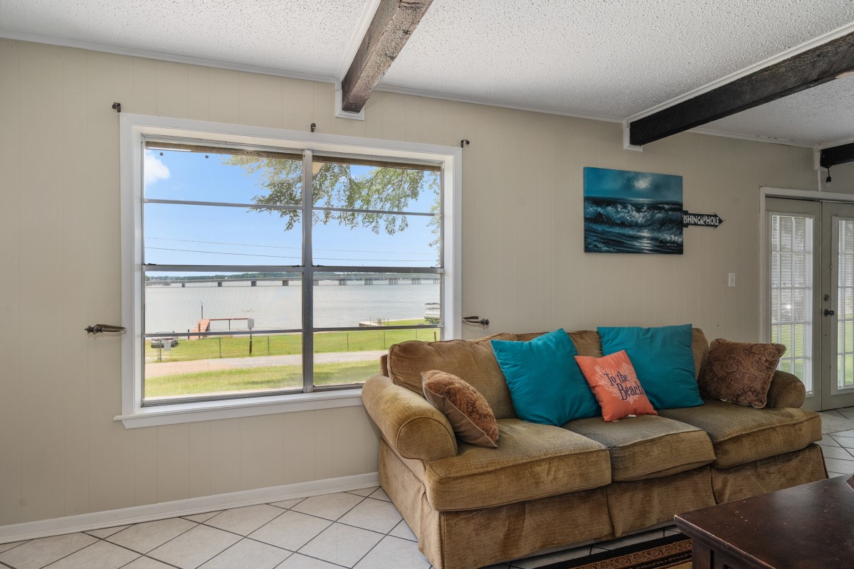 100 W Oak Acres Drive W