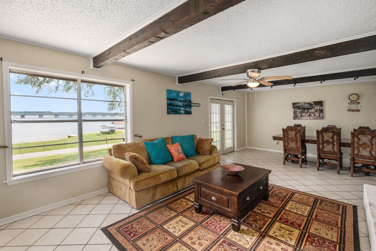 100 W Oak Acres Drive W