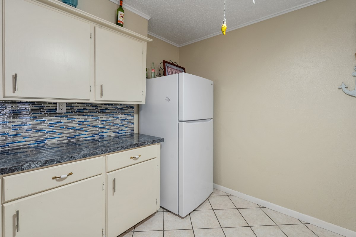 100 W Oak Acres Drive W