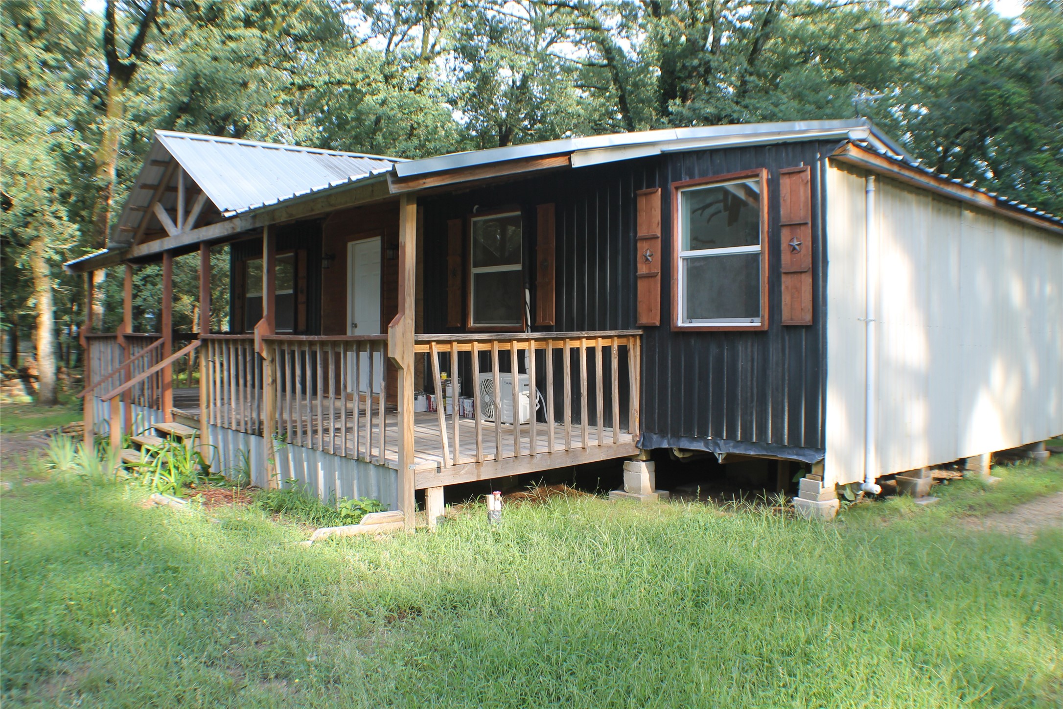 148 Golden Oaks Drive