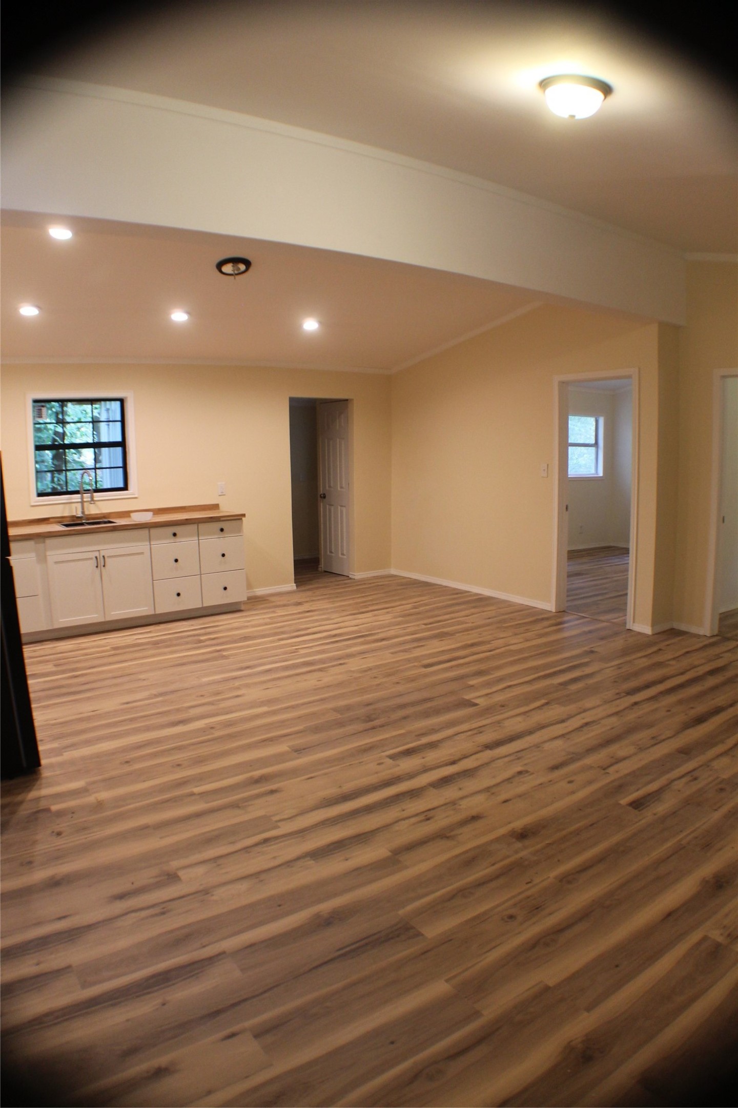 148 Golden Oaks Drive
