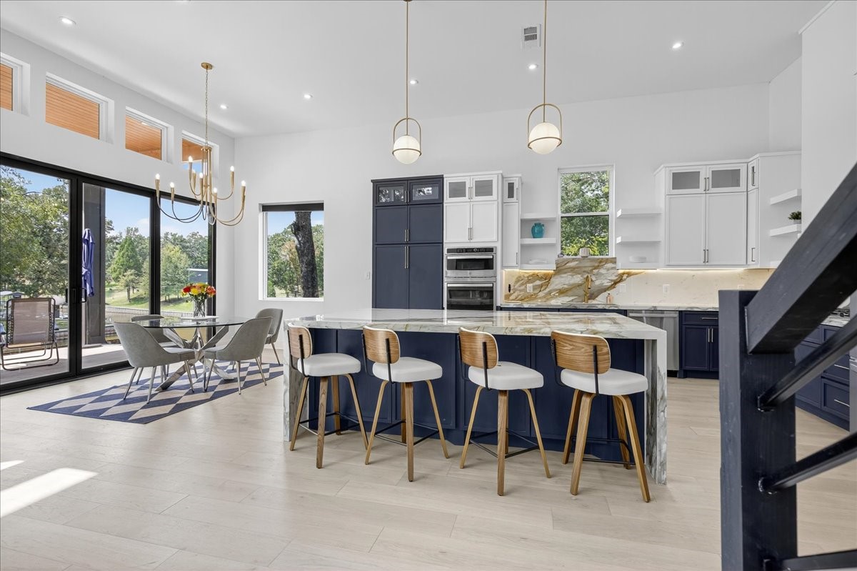 111 Nob Hill Circle