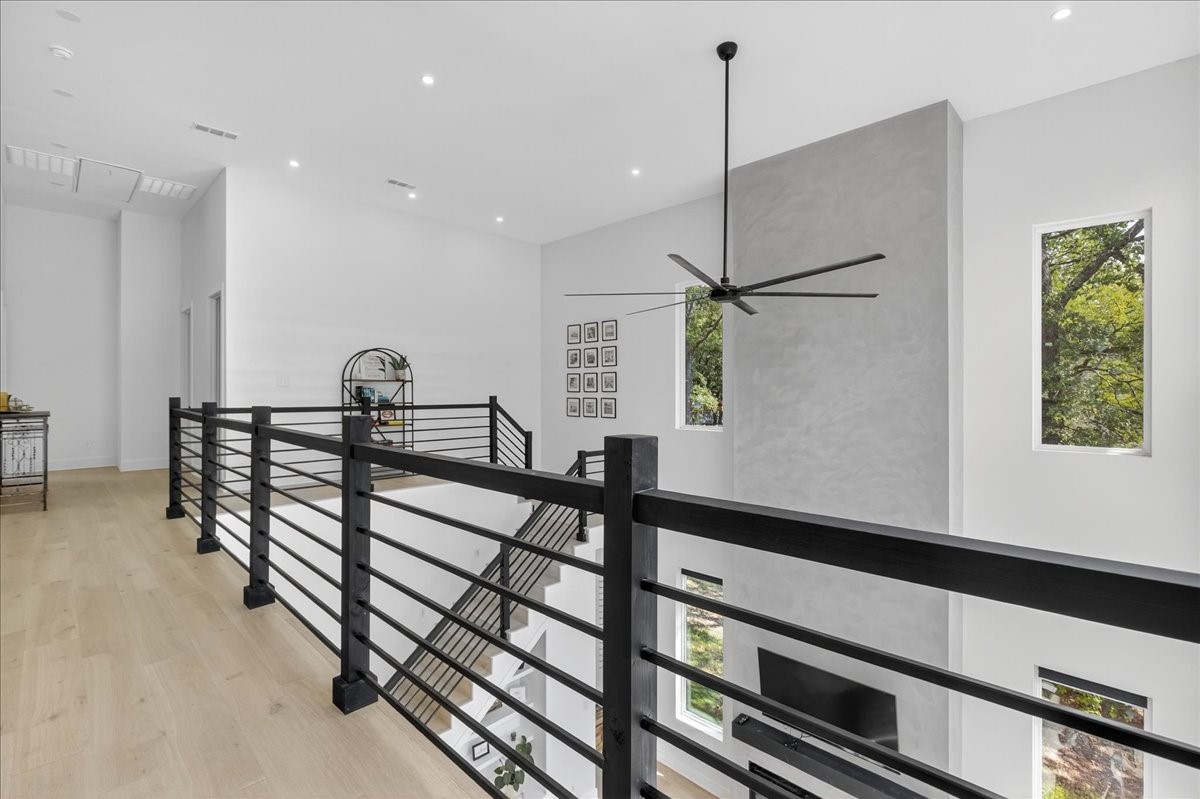 111 Nob Hill Circle