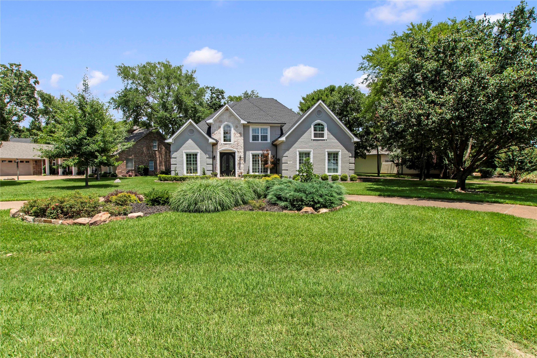 301 Saint Andrews Drive