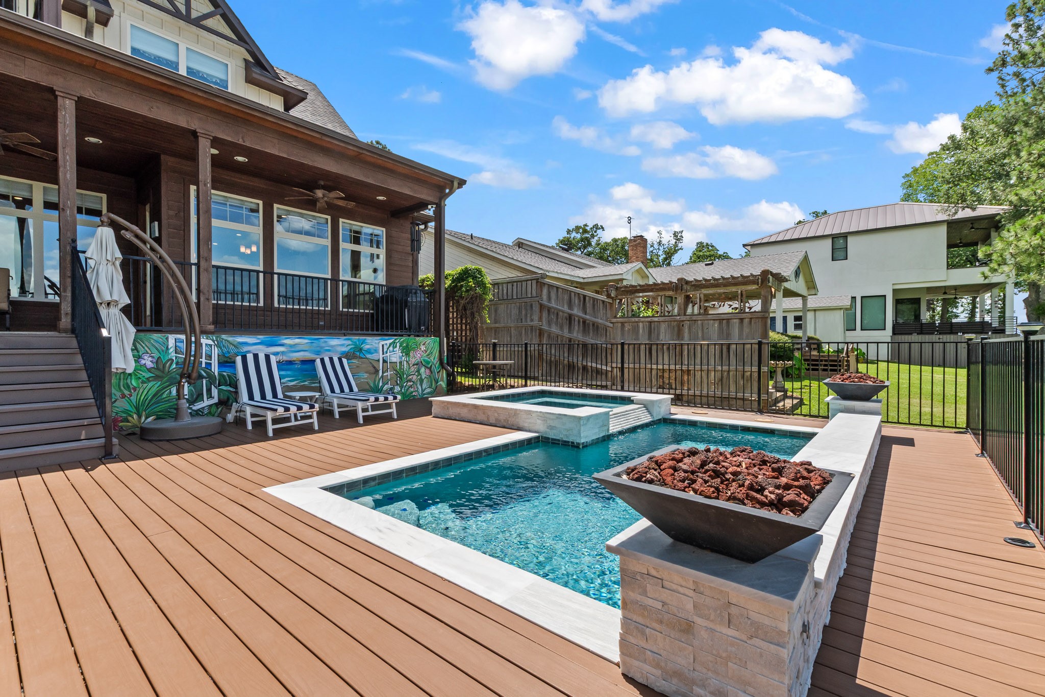 229 N Beverly Drive