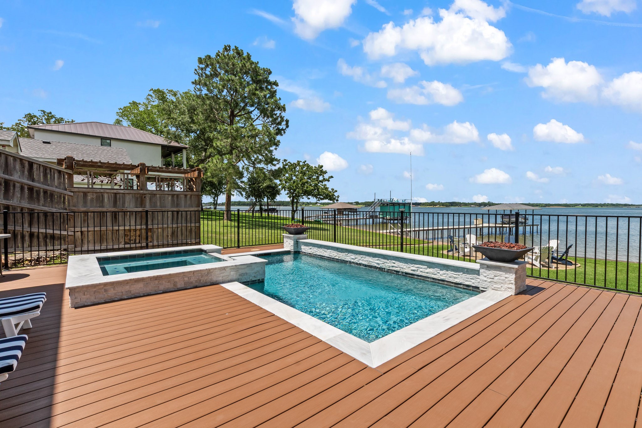 229 N Beverly Drive