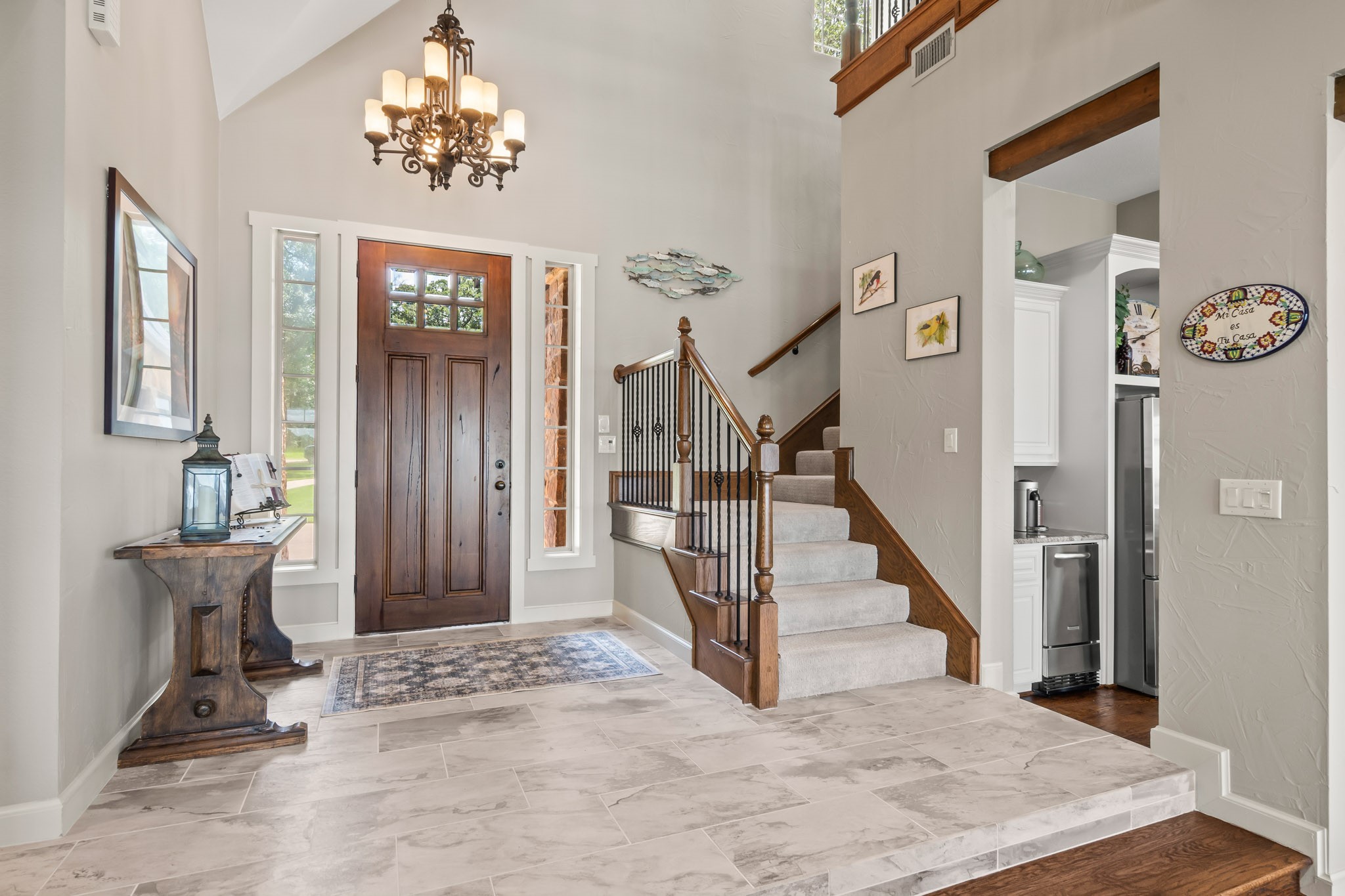229 N Beverly Drive