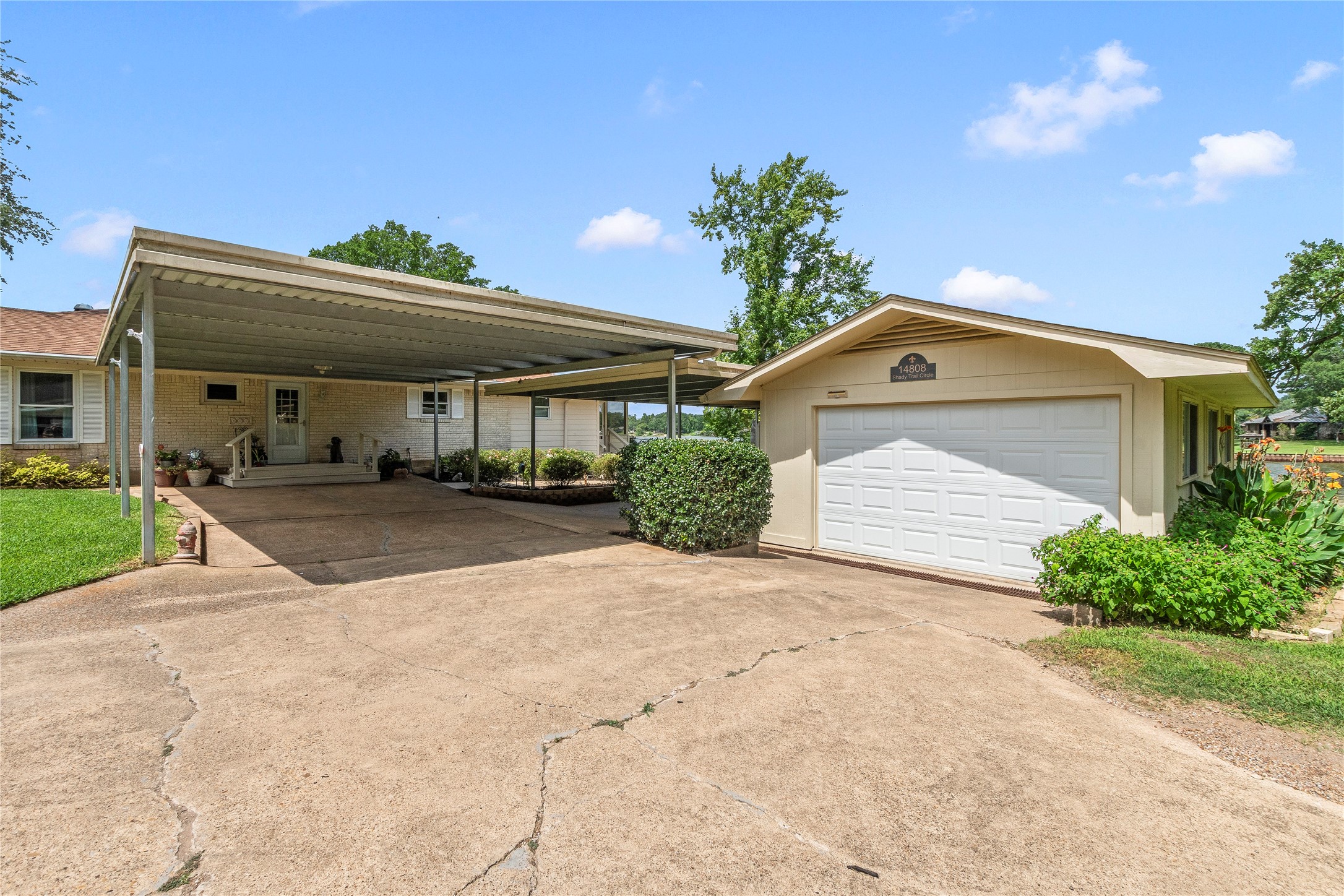 14808 Shady Trail Circle