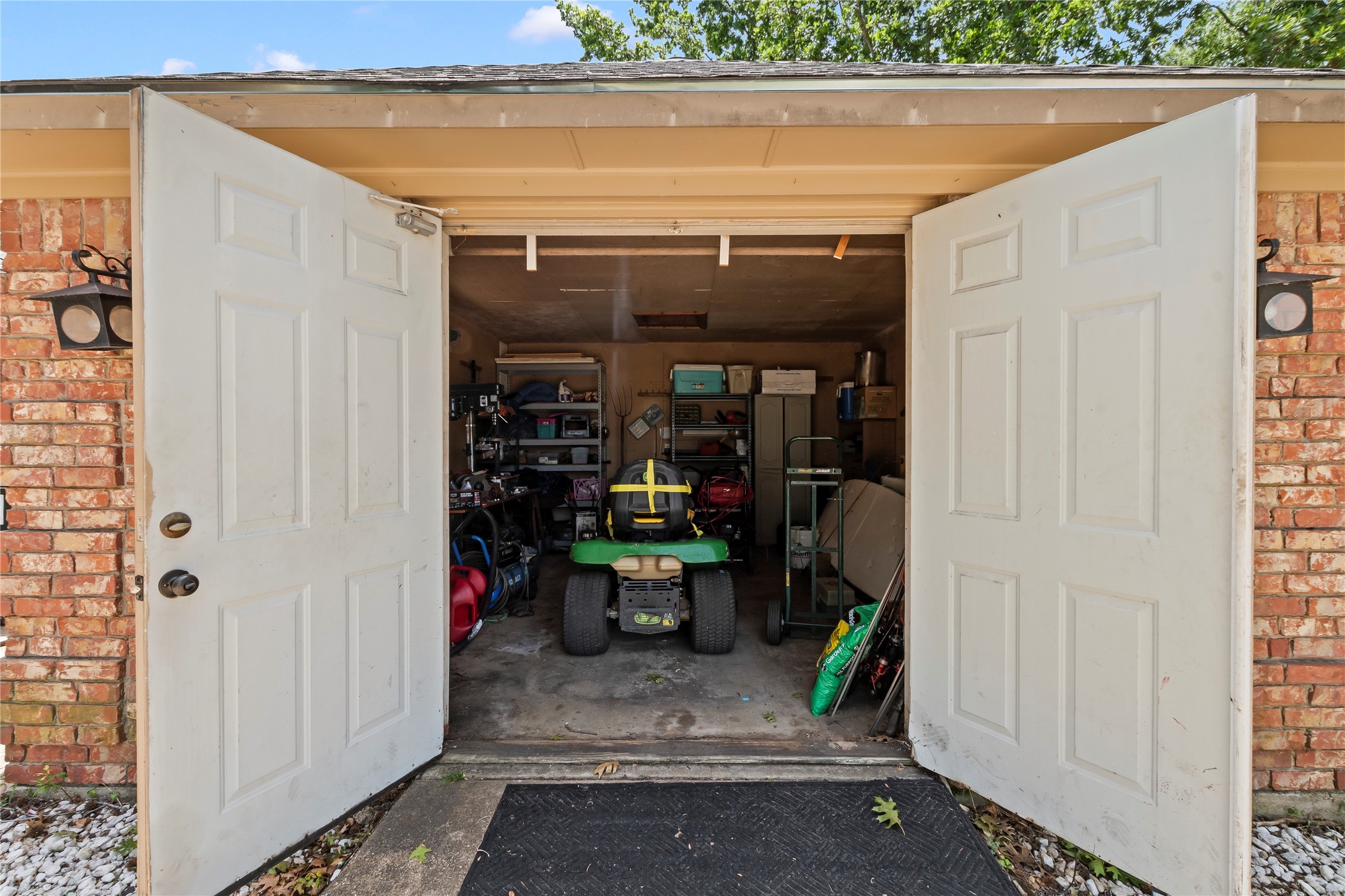 102 Foster Ranch Road
