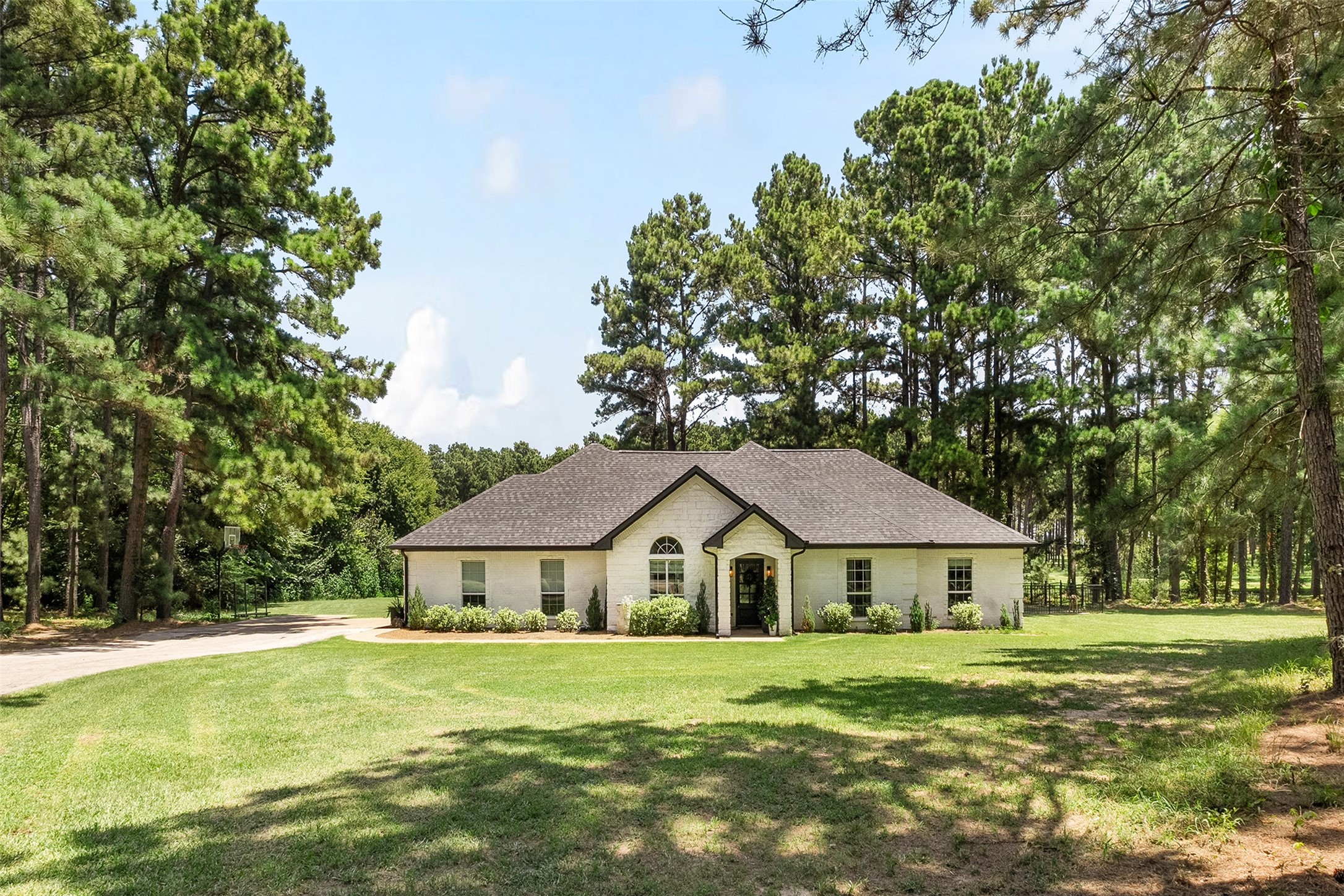 1109 Robbins Road