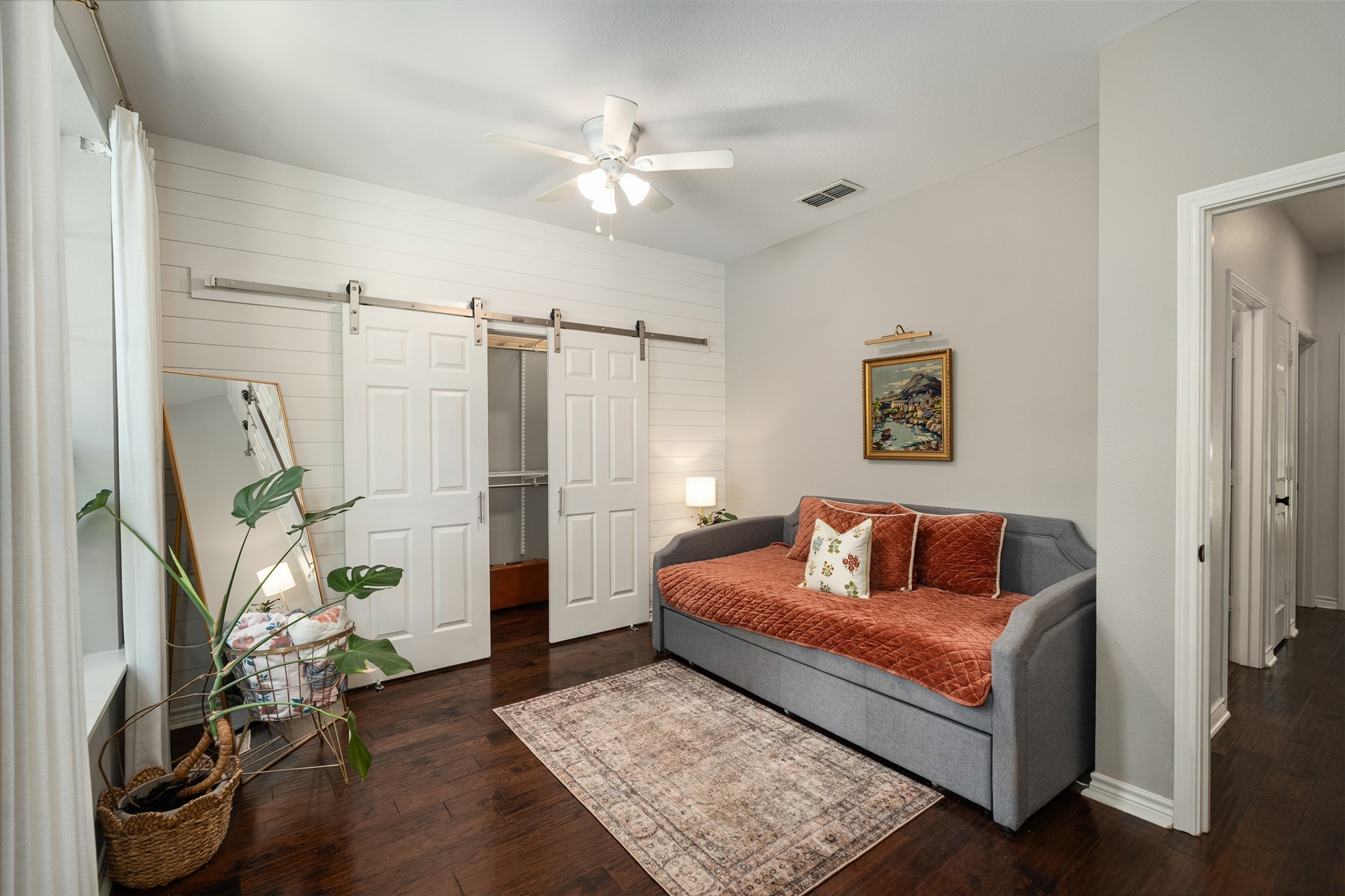 1109 Robbins Road