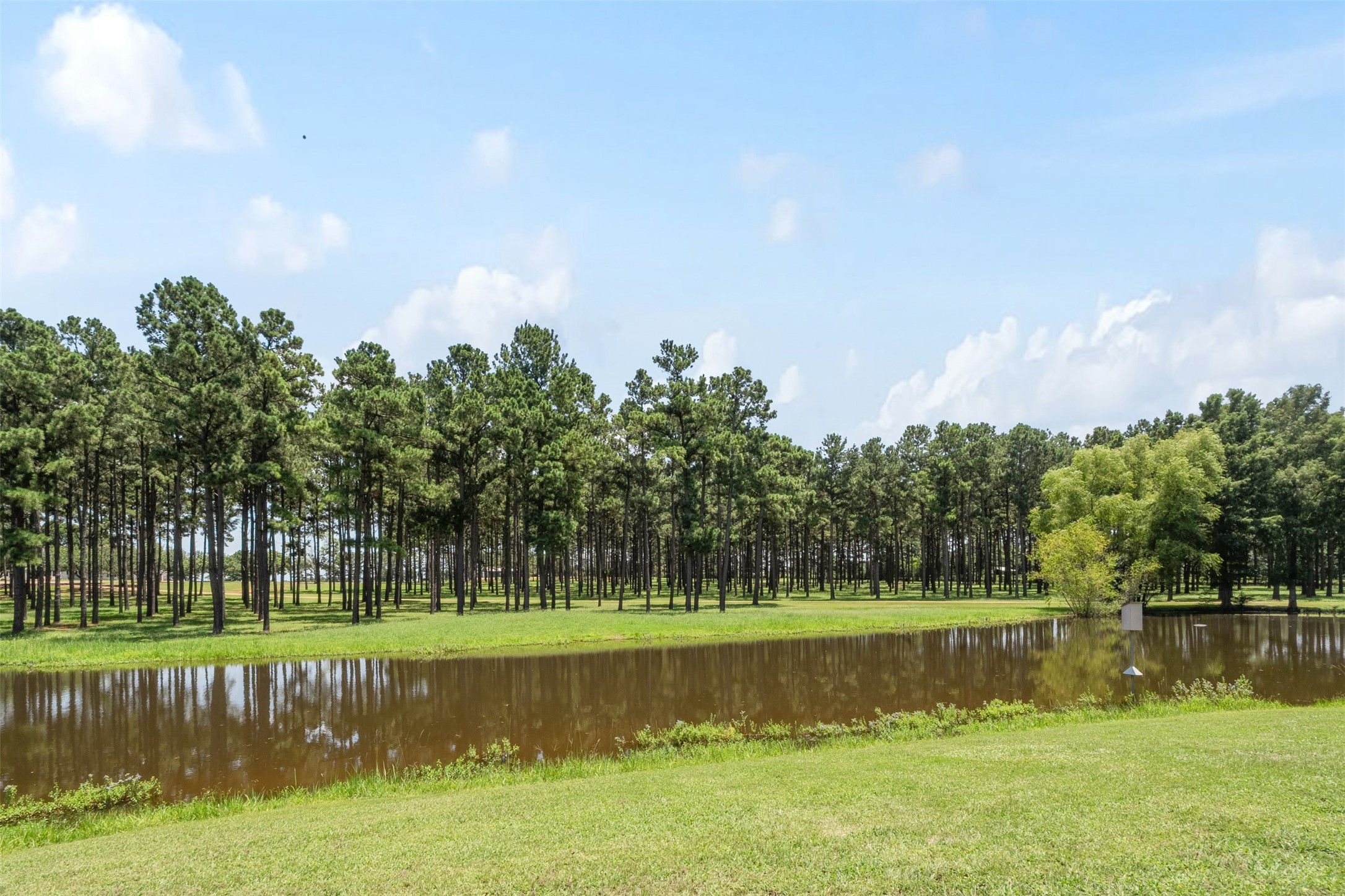 1109 Robbins Road