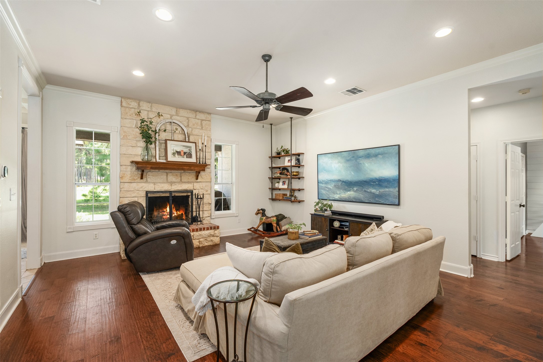 1109 Robbins Road