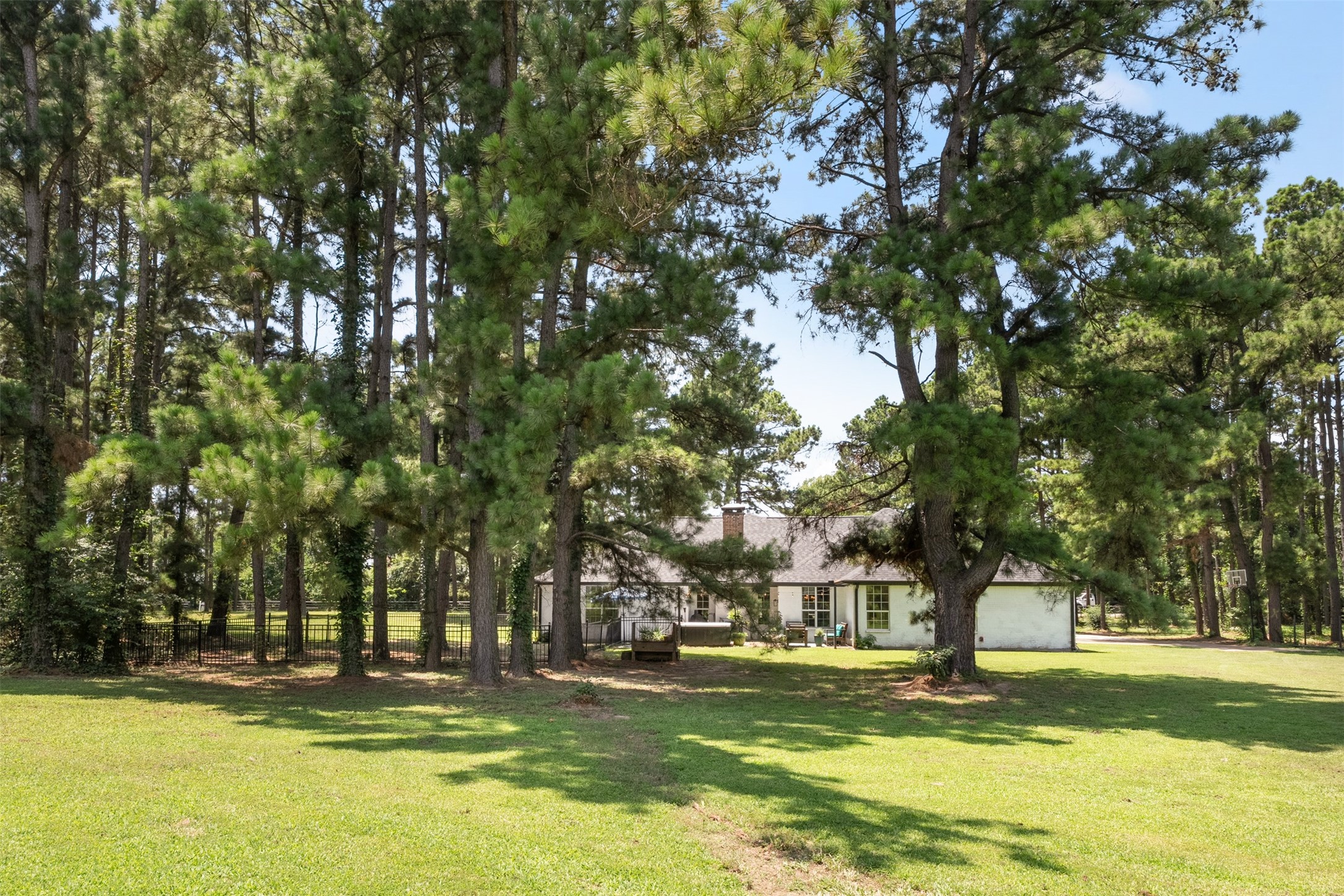 1109 Robbins Road