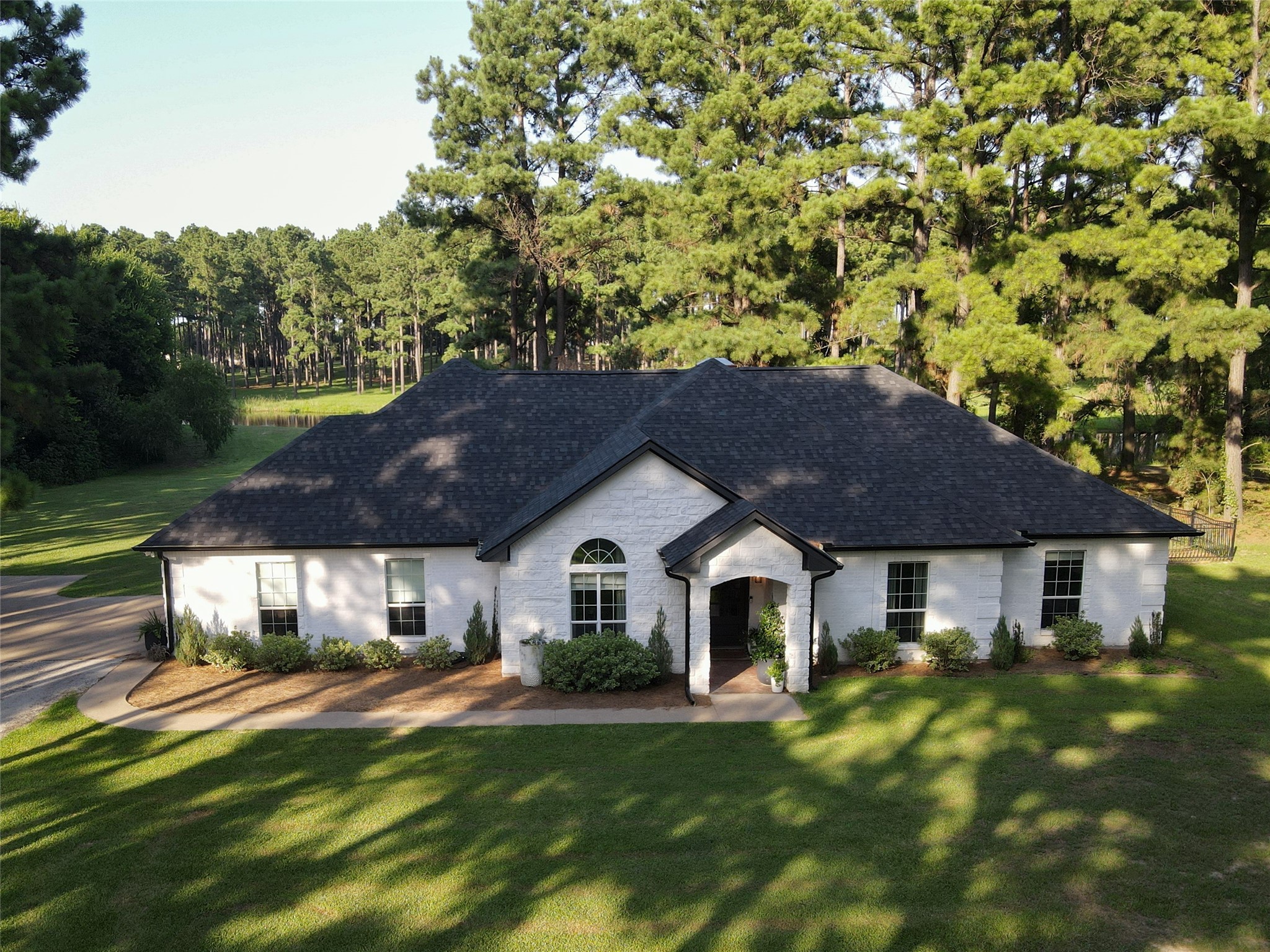 1109 Robbins Road