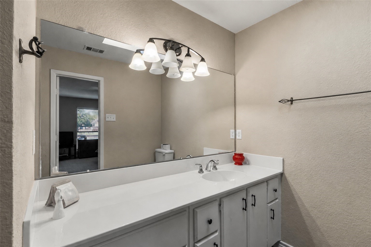 1820 Bounty View Drive