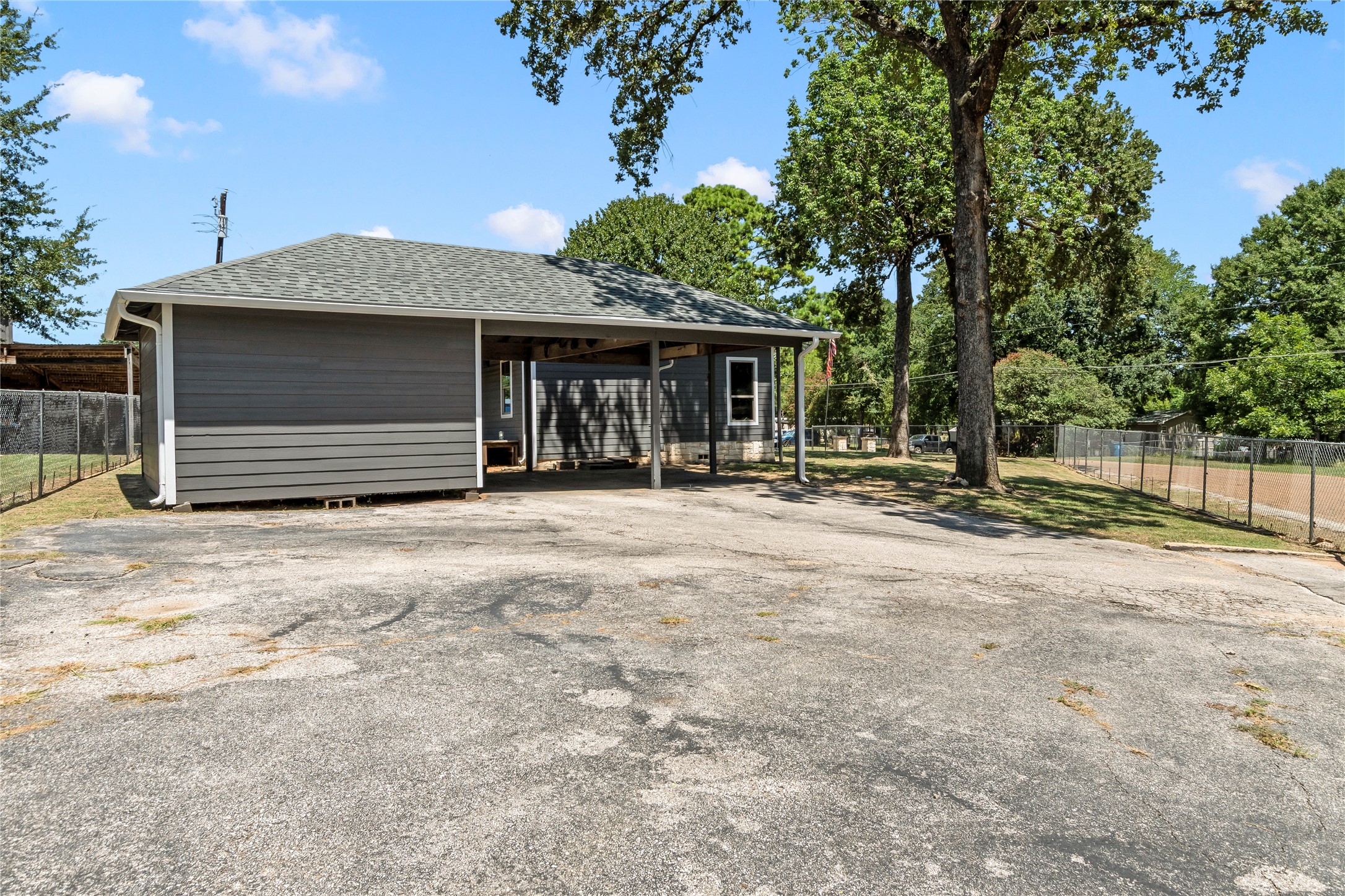 109 Bayview Street