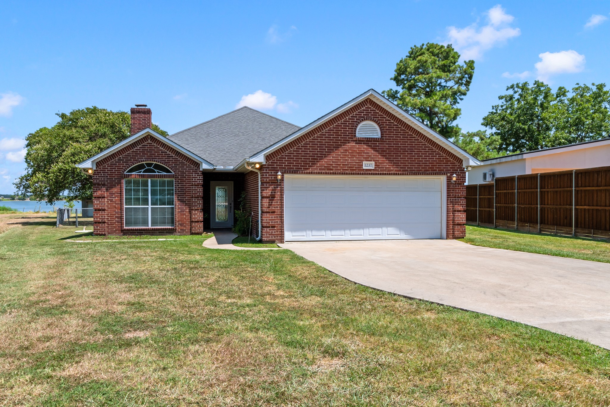 1237 Beach View