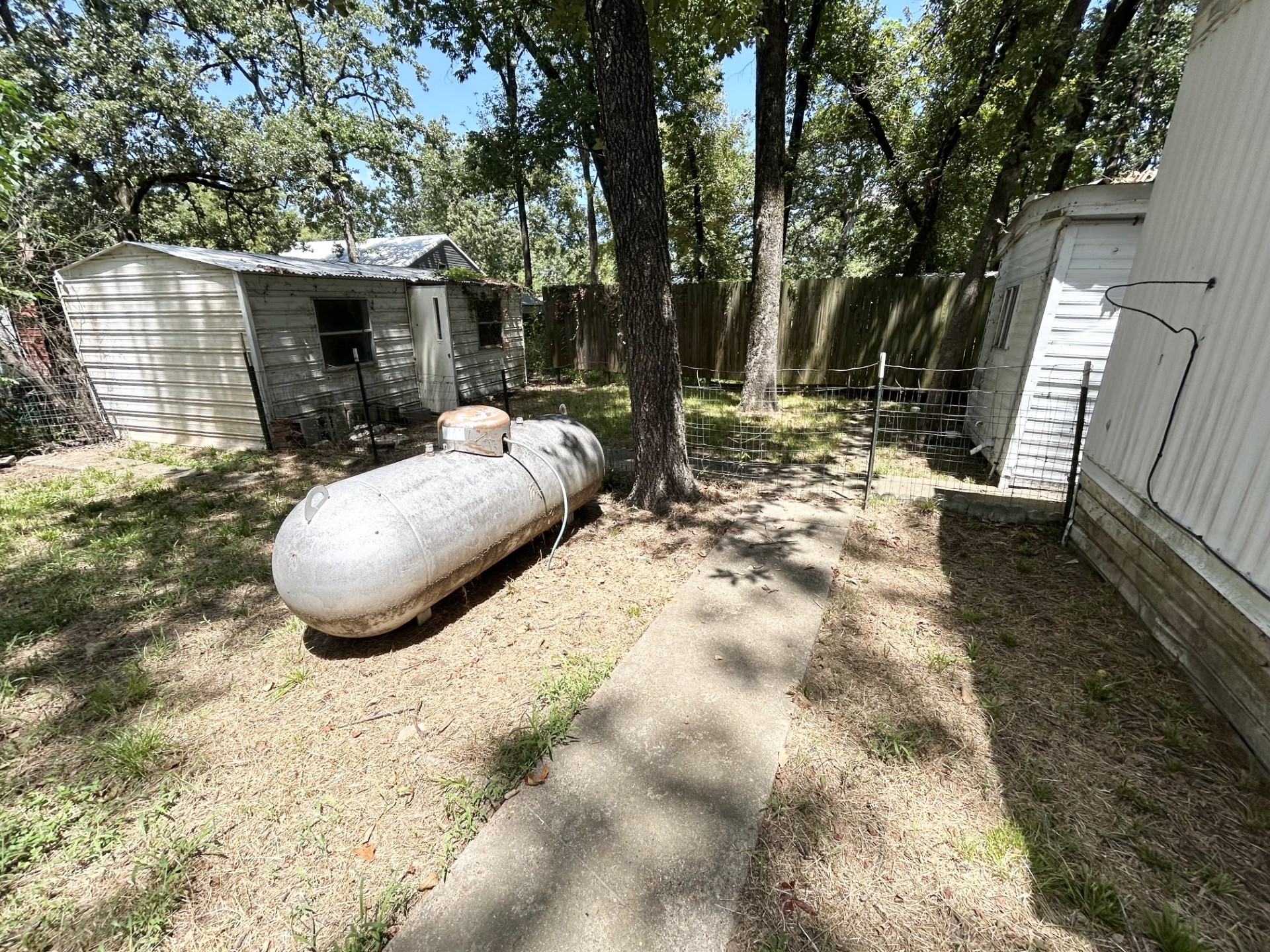 305 Live Oak Lane