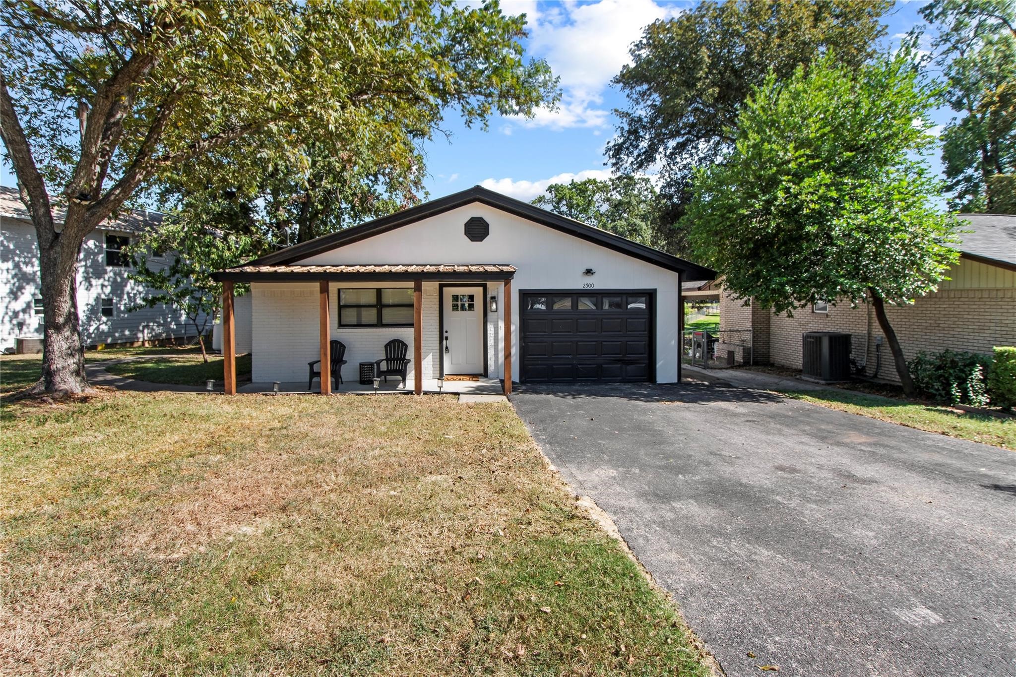 2500 Wildwood Way