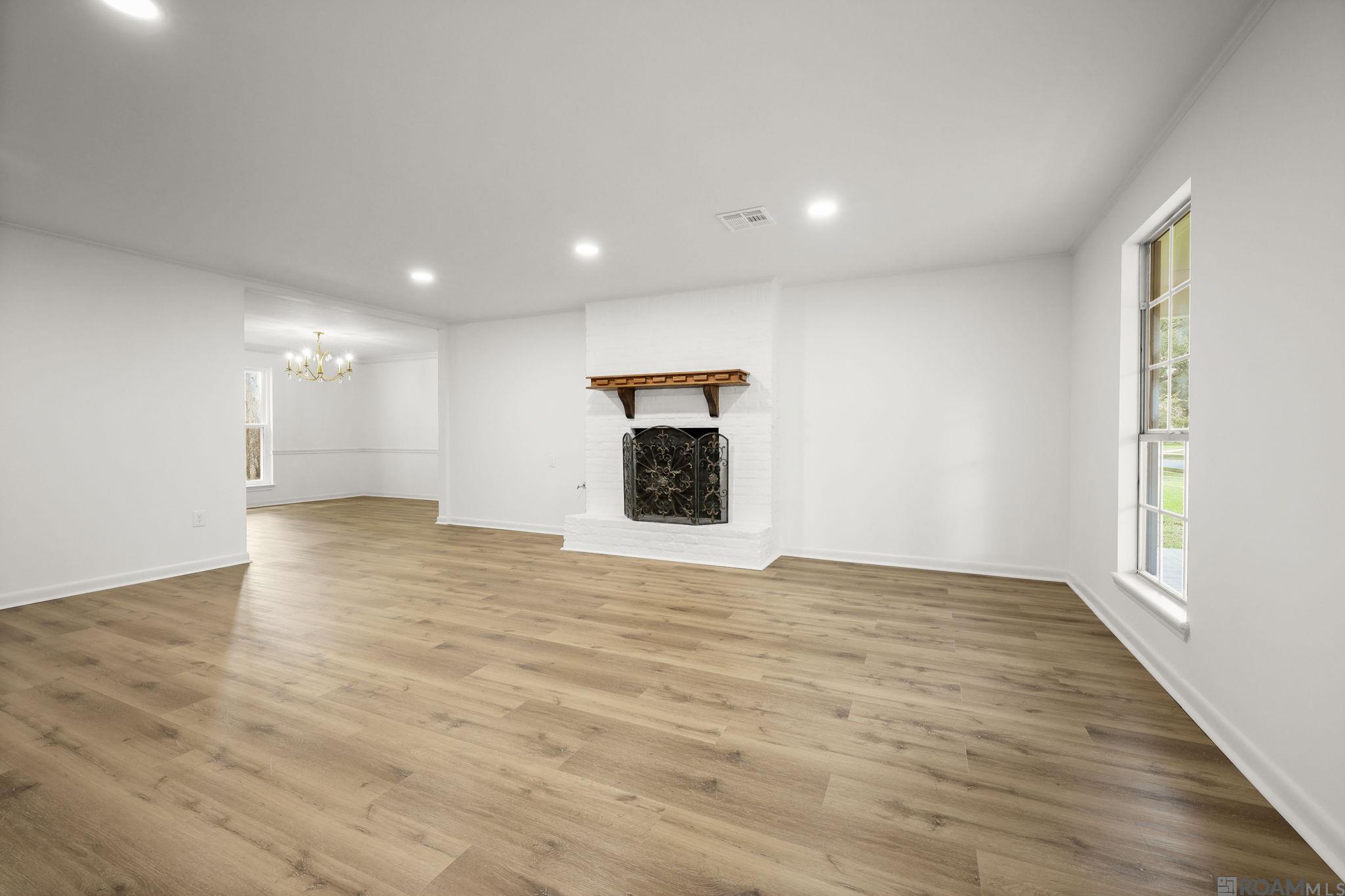 5935 Hickory Ridge Bl