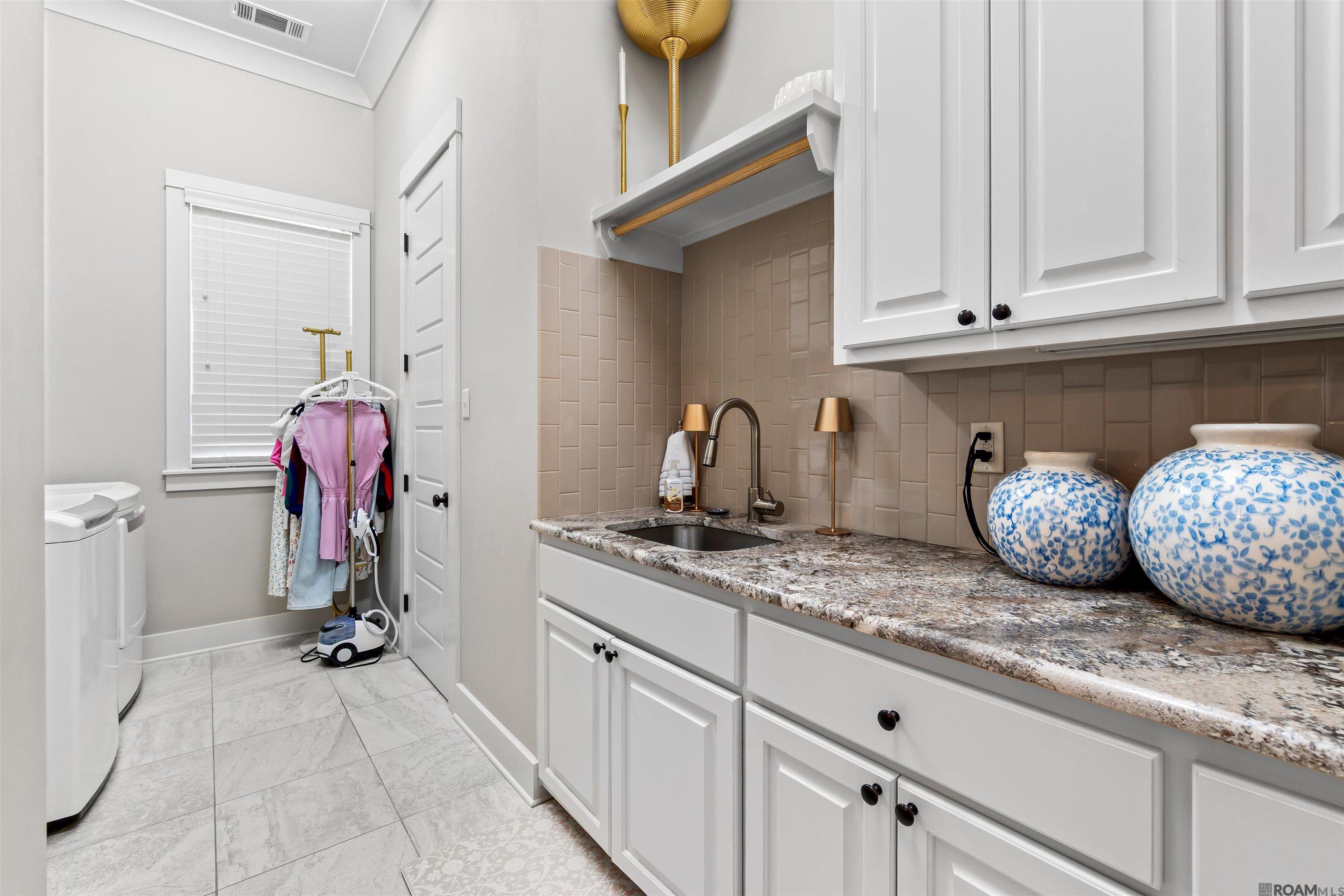 2537 Tiger Crossing Dr