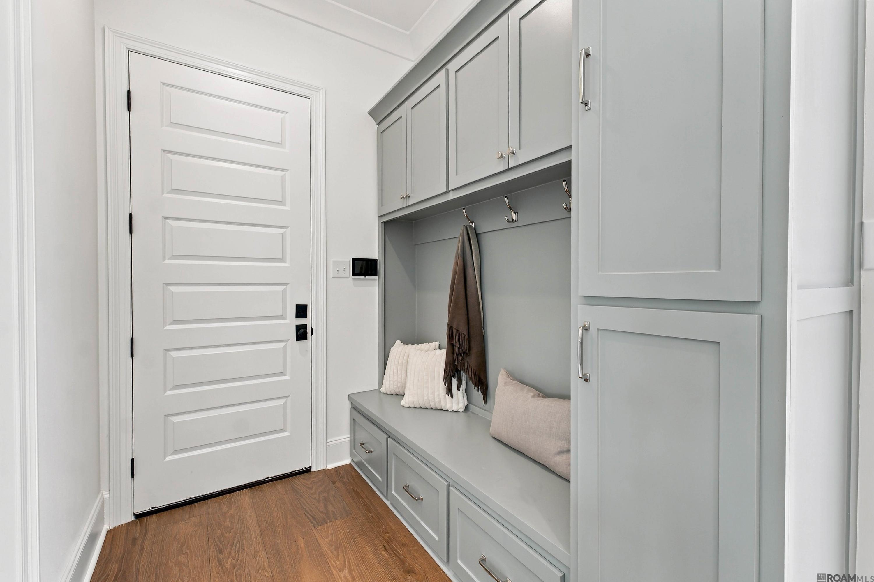 43328 Collyns Cove