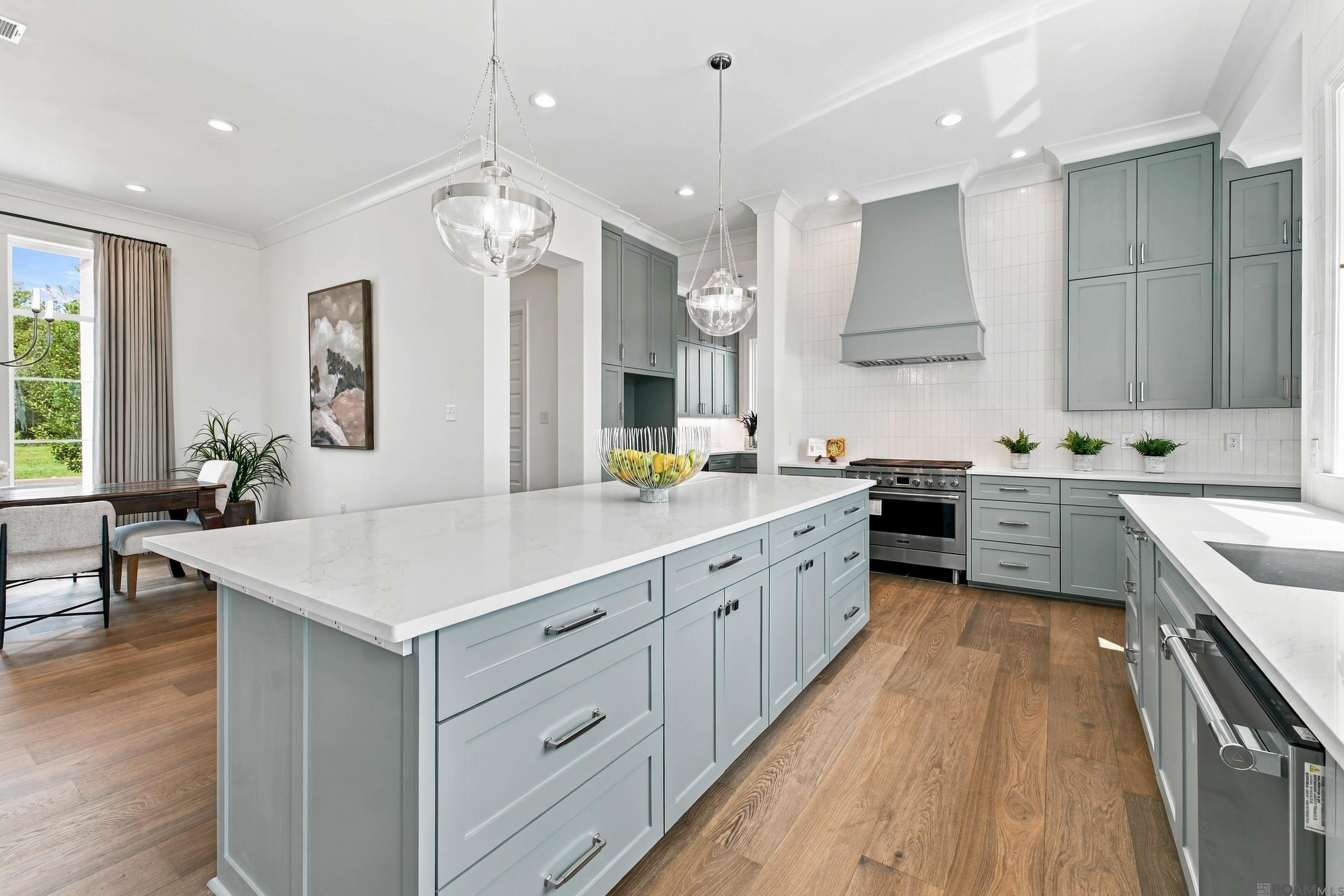 43328 Collyns Cove
