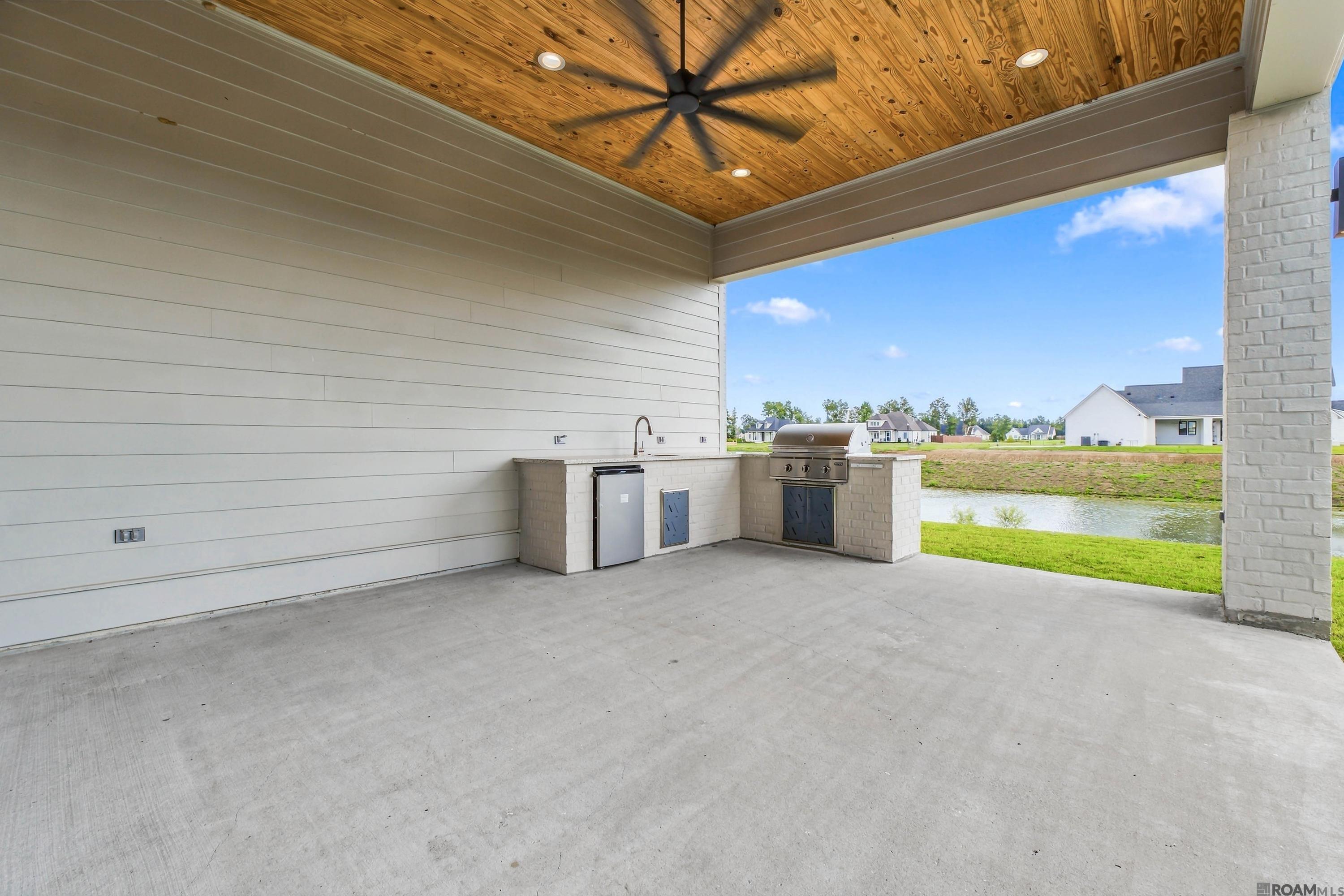 43328 Collyns Cove