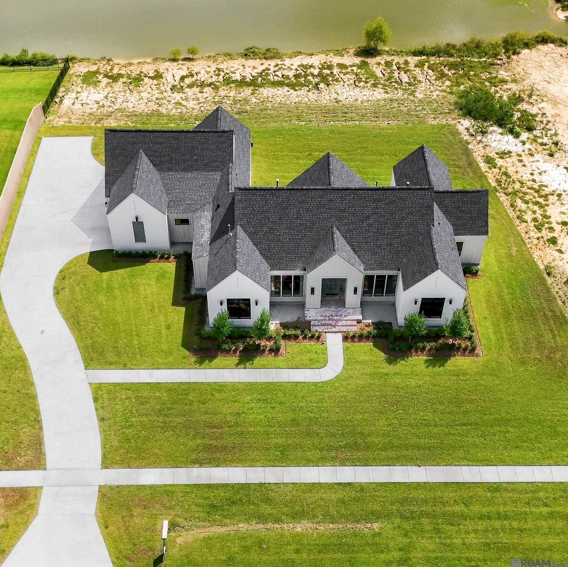 43328 Collyns Cove