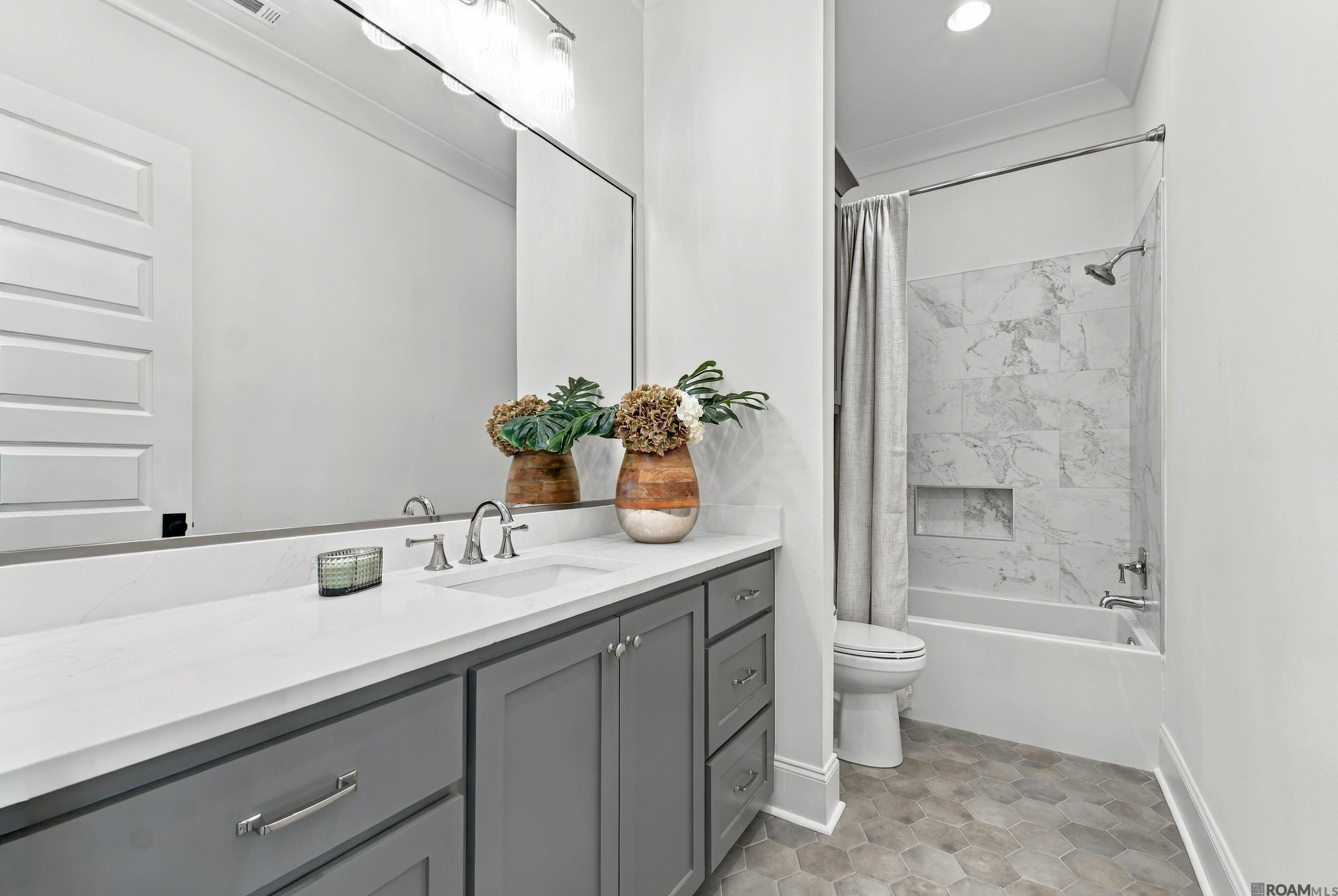 43328 Collyns Cove