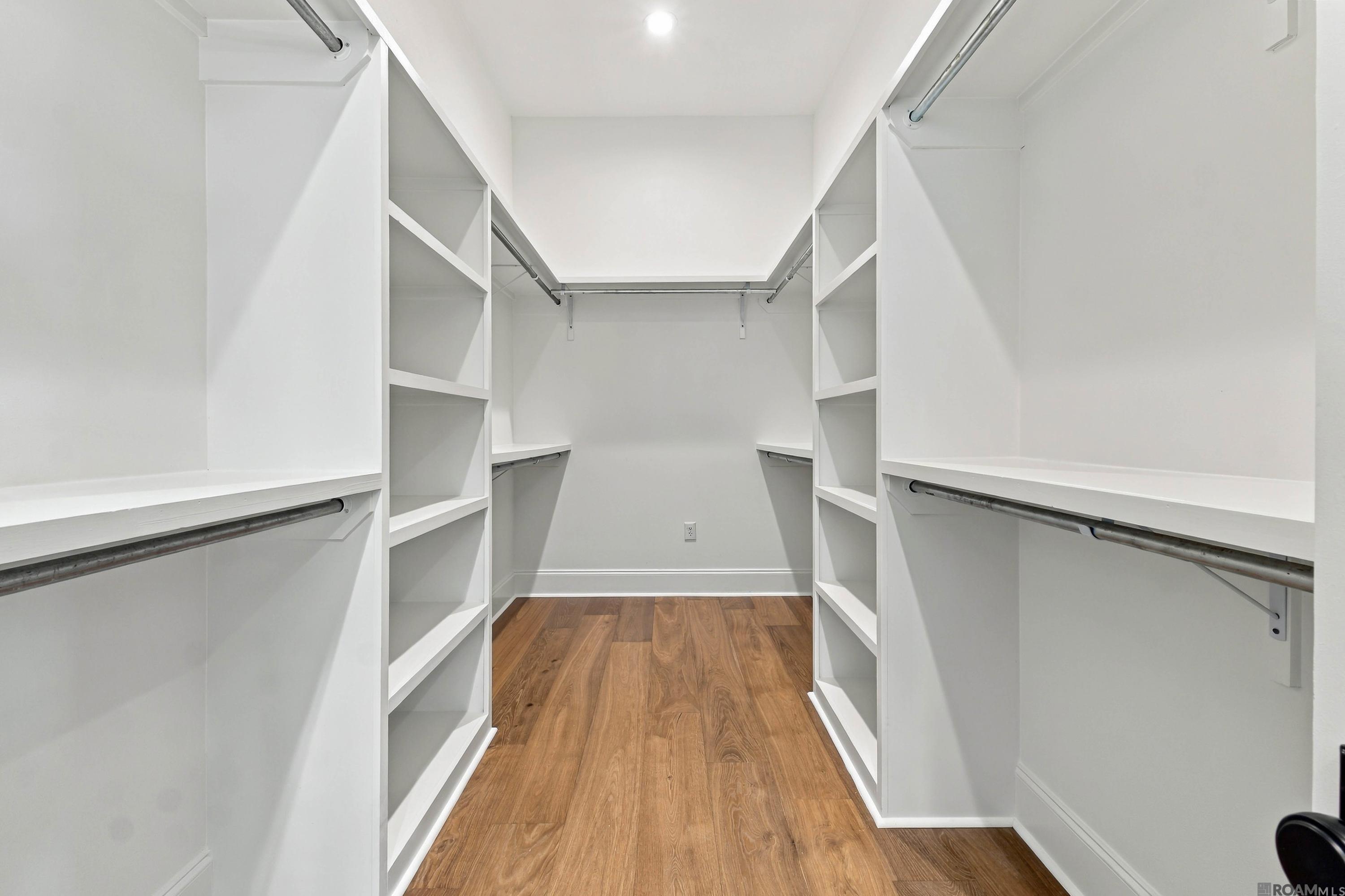43328 Collyns Cove