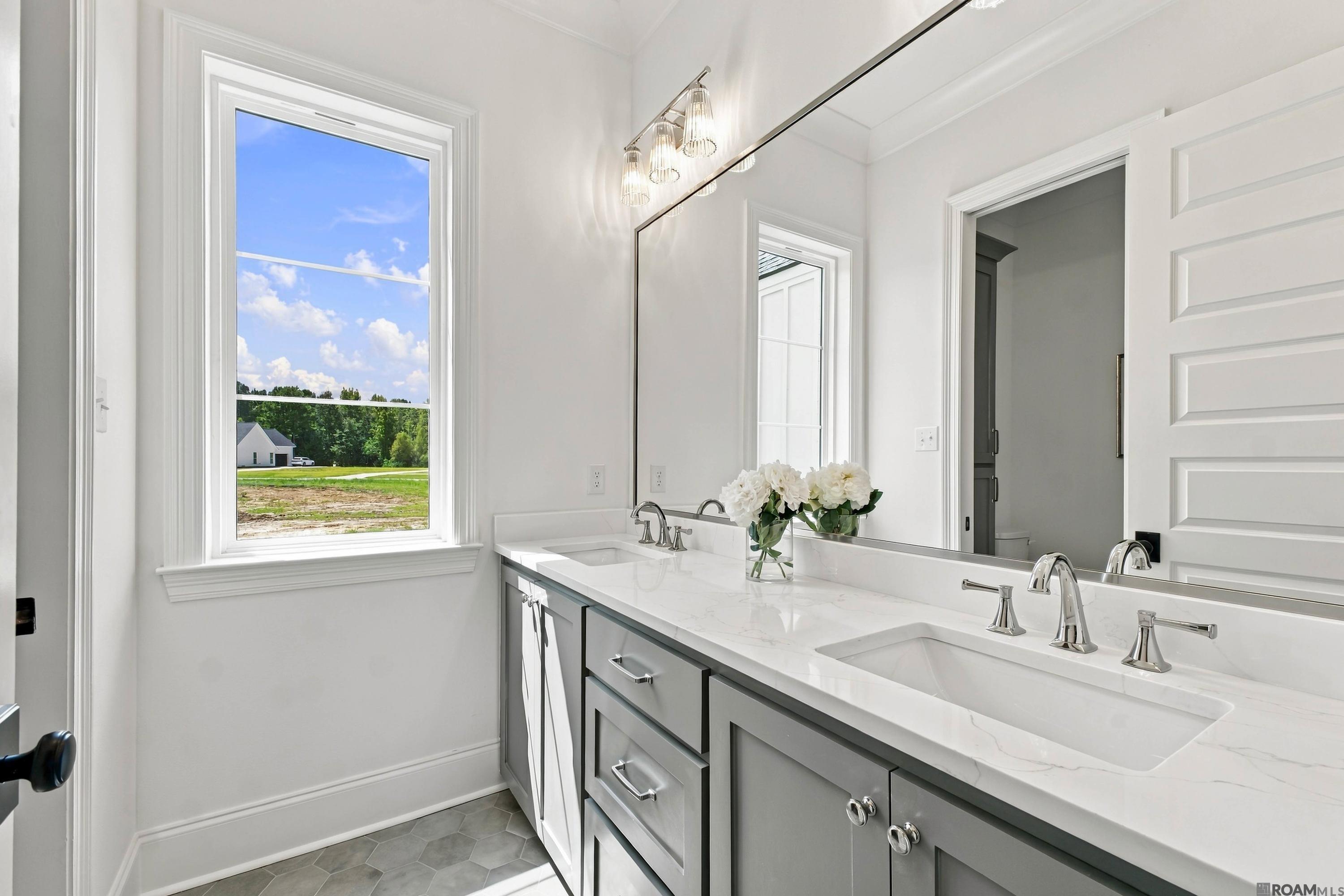 43328 Collyns Cove