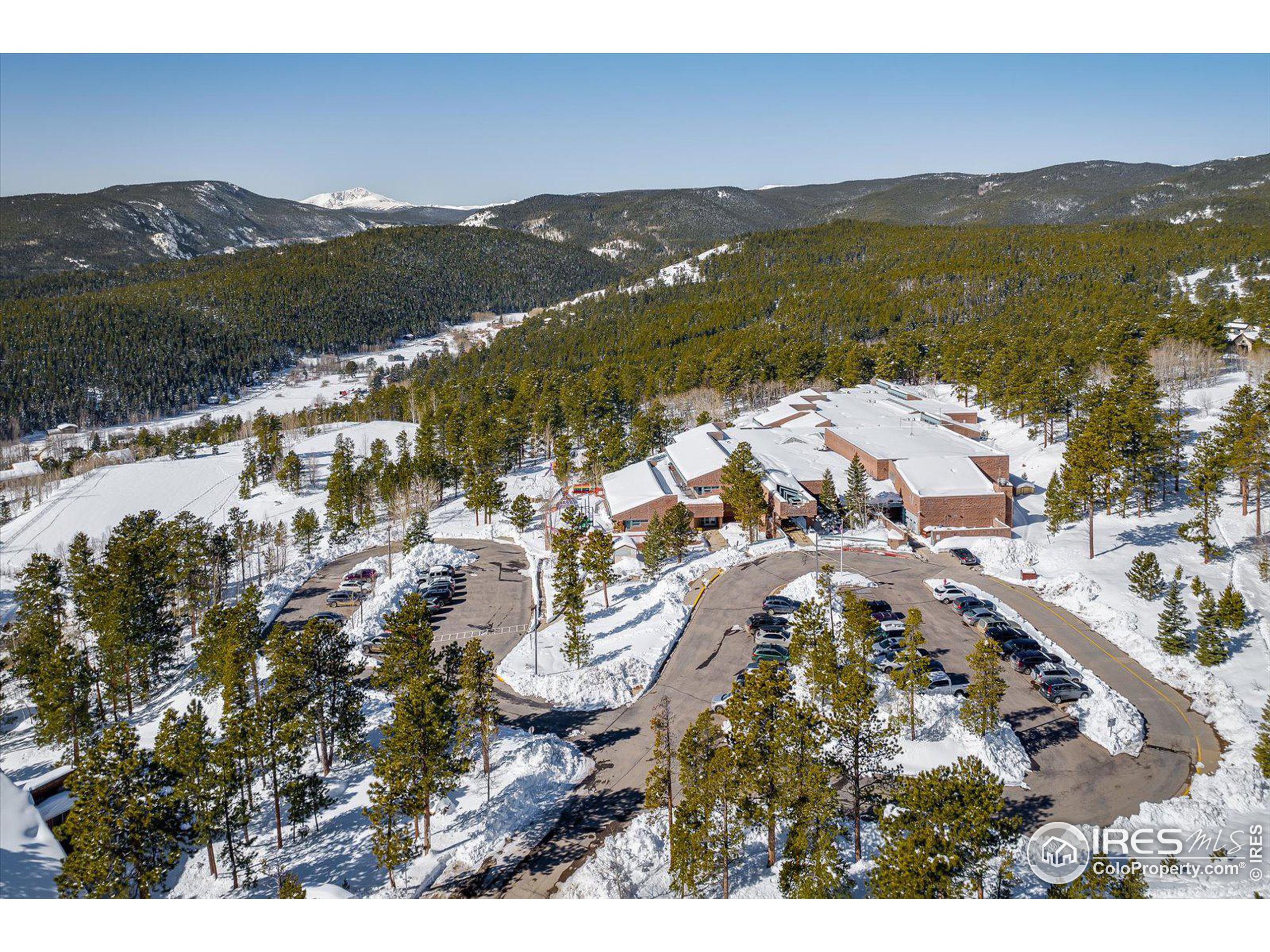 275 Indian Peaks Dr