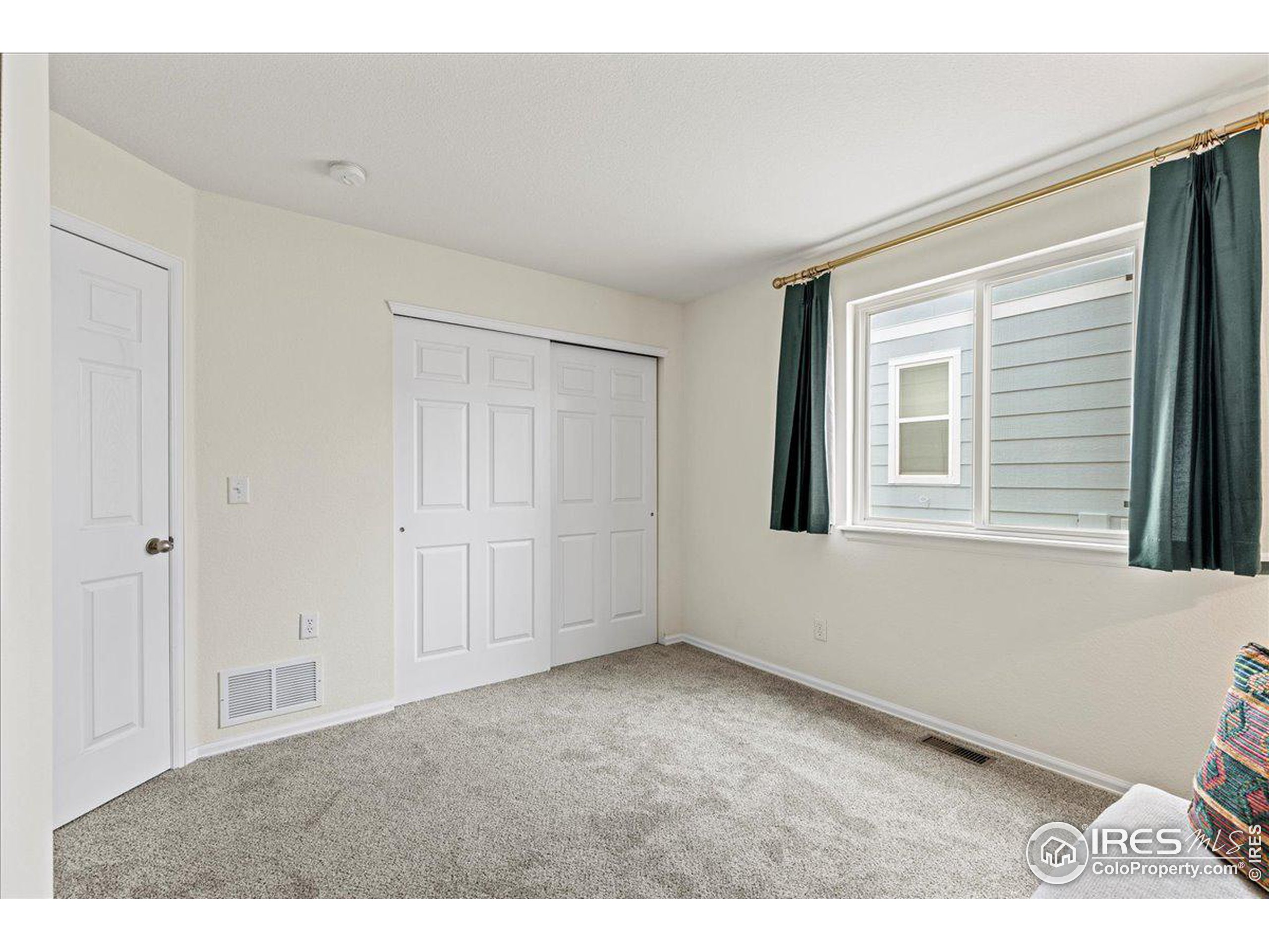 5618 Blue Mountain Cir