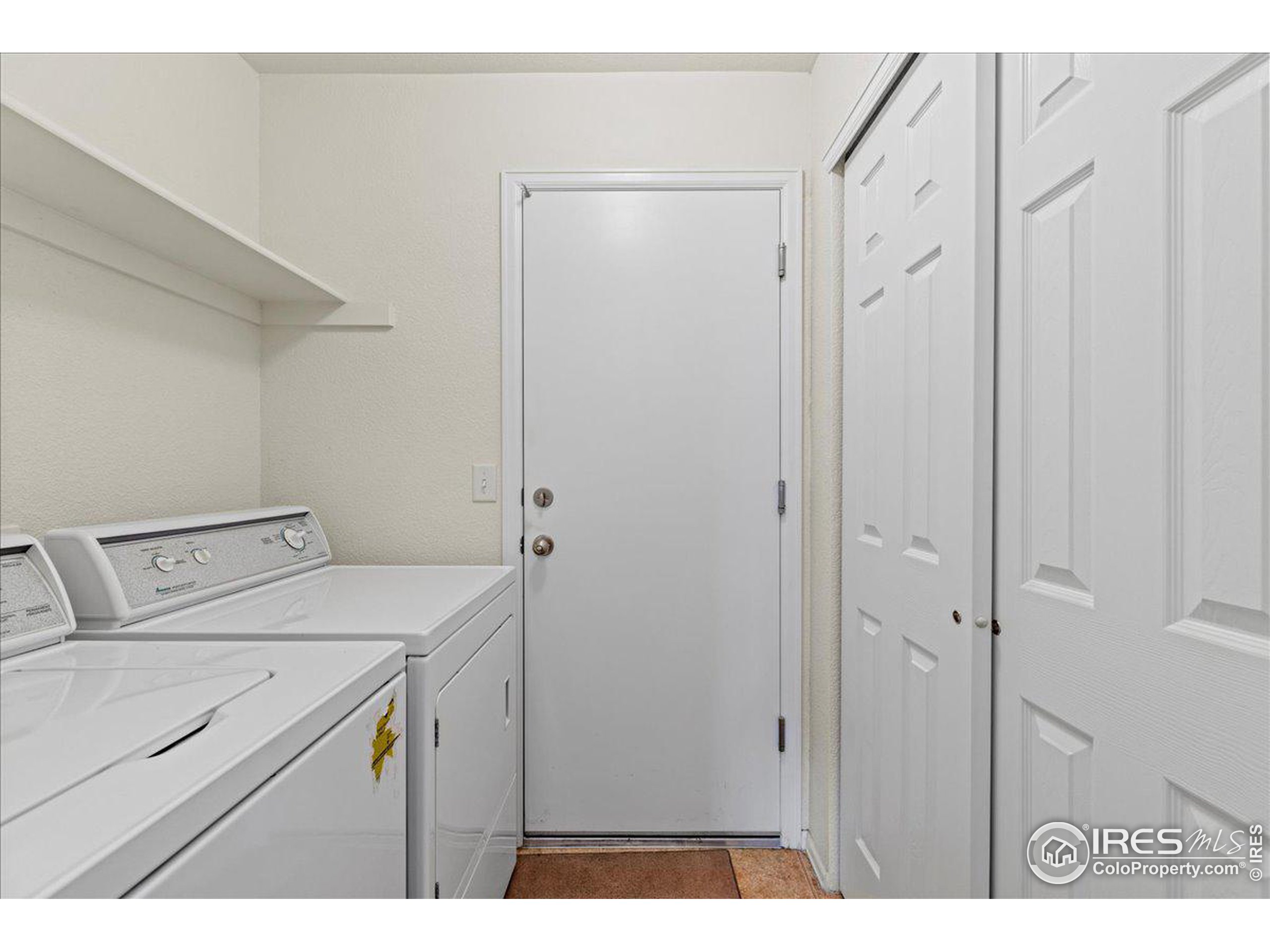 5618 Blue Mountain Cir