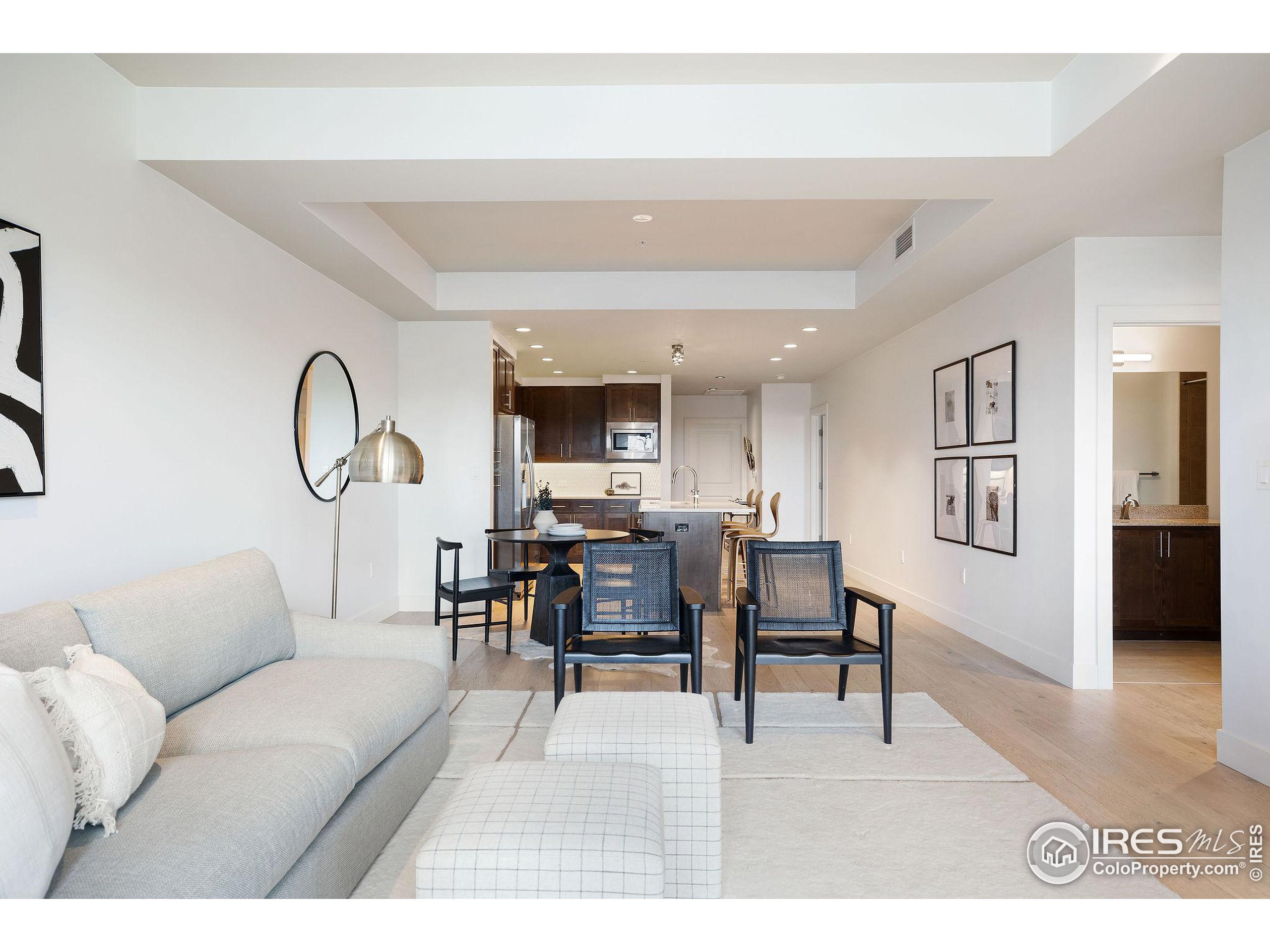 3401 Arapahoe Ave 203