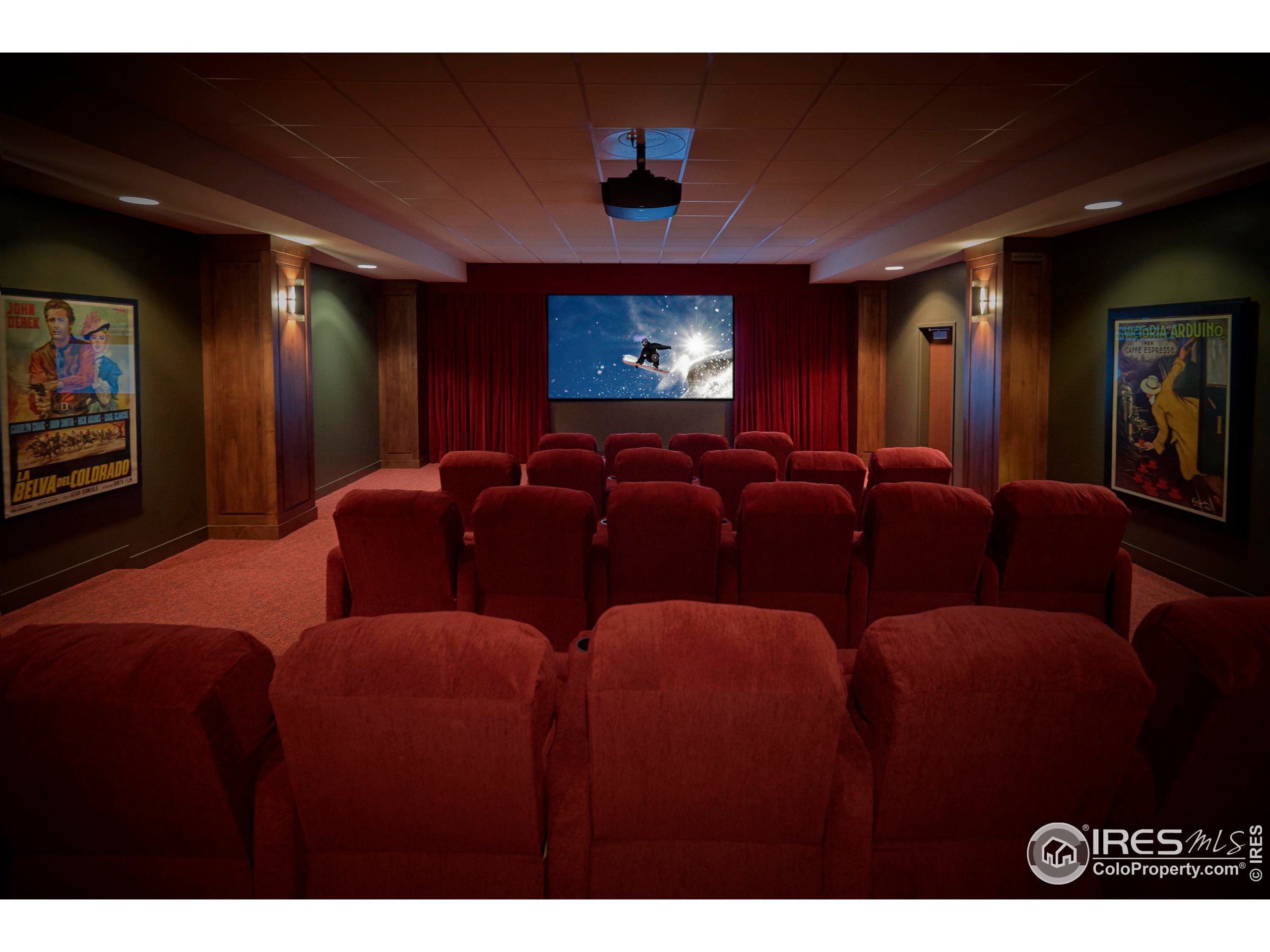 3401 Arapahoe Ave 203