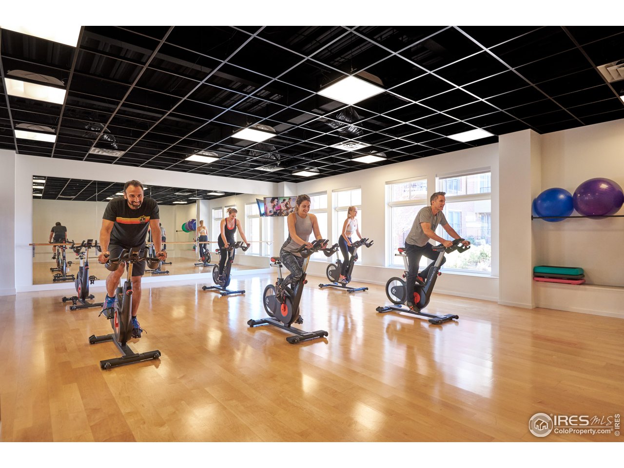 3401 Arapahoe Ave 203