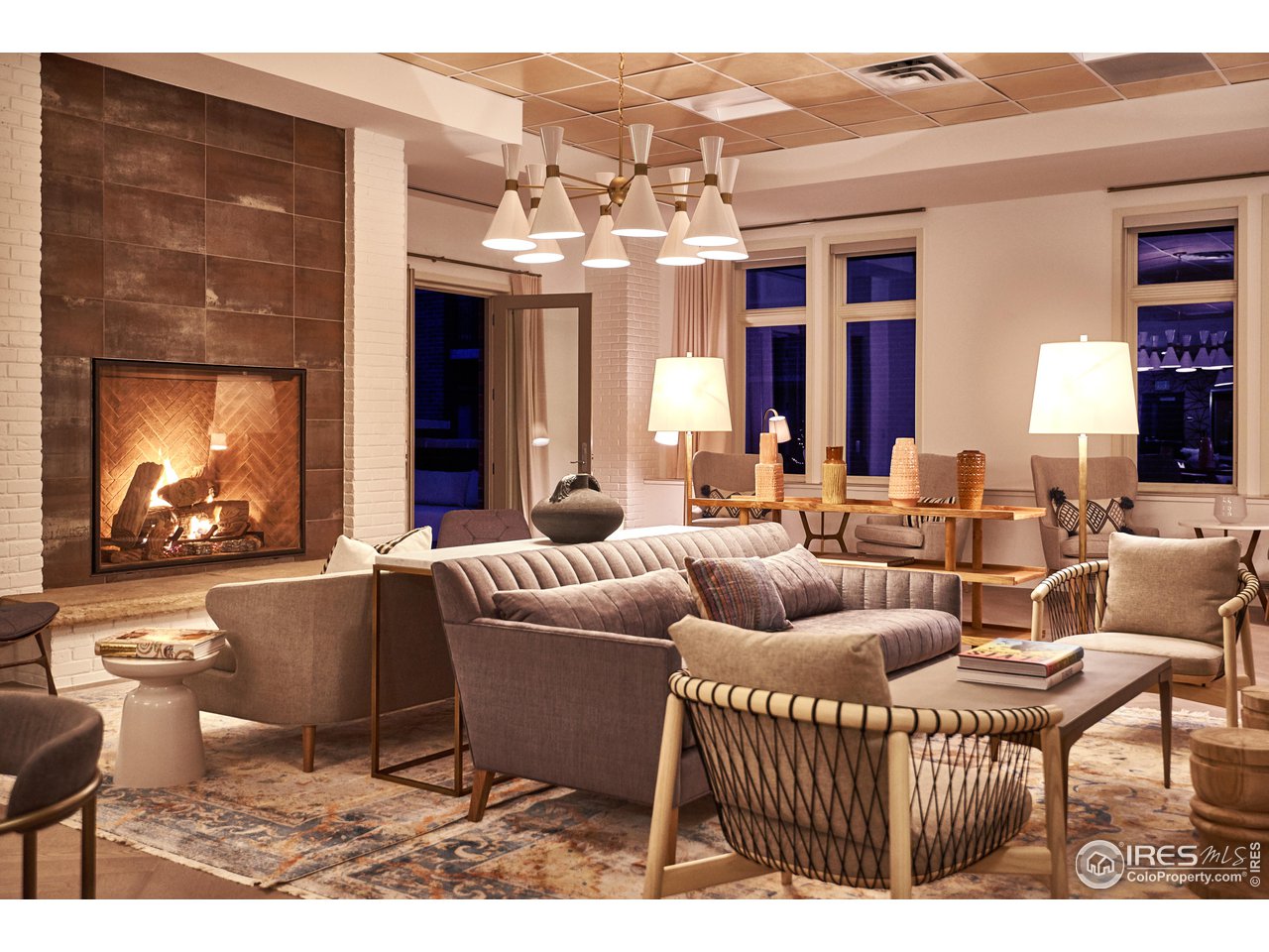 3401 Arapahoe Ave 203