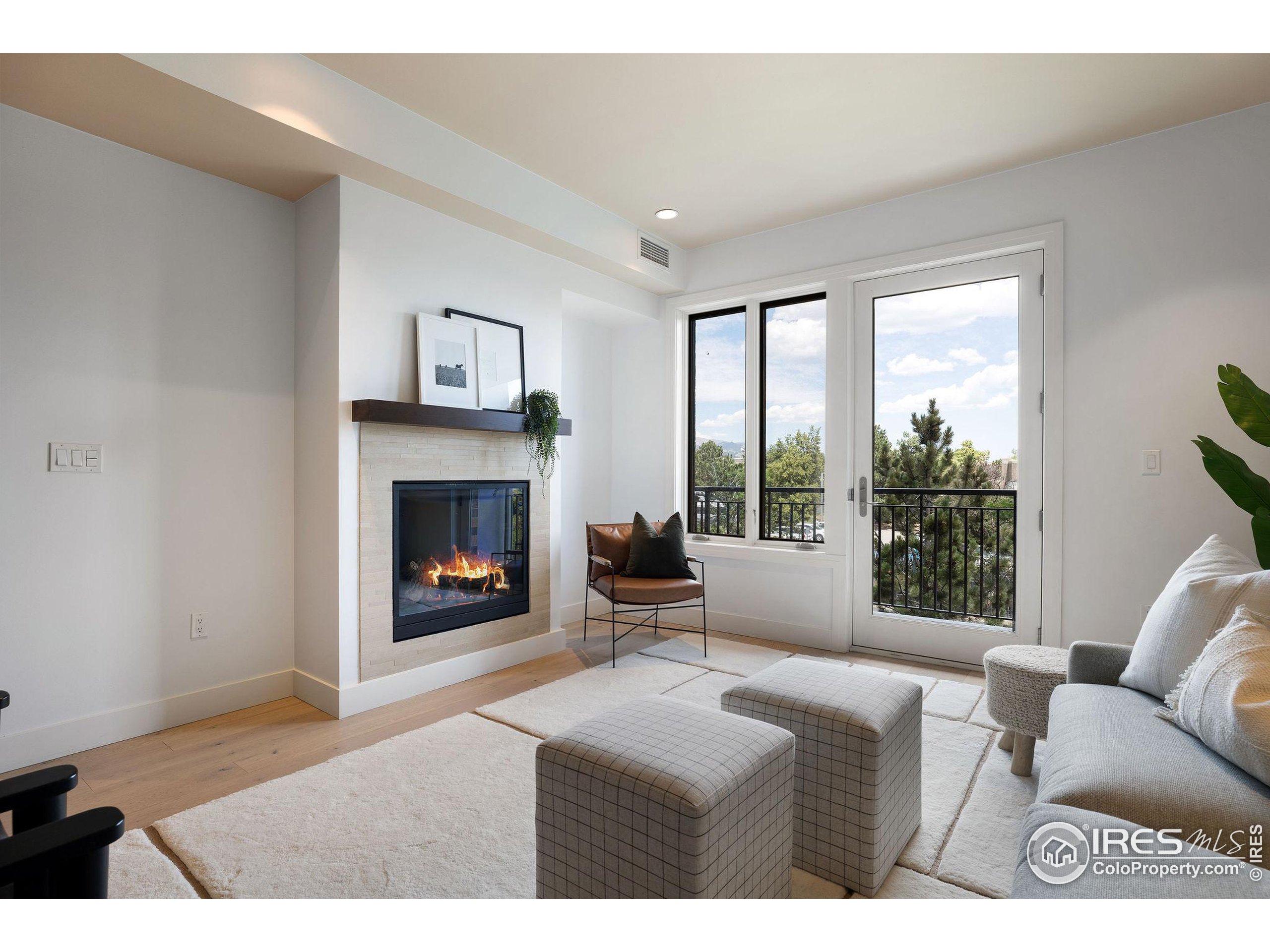 3401 Arapahoe Ave 203