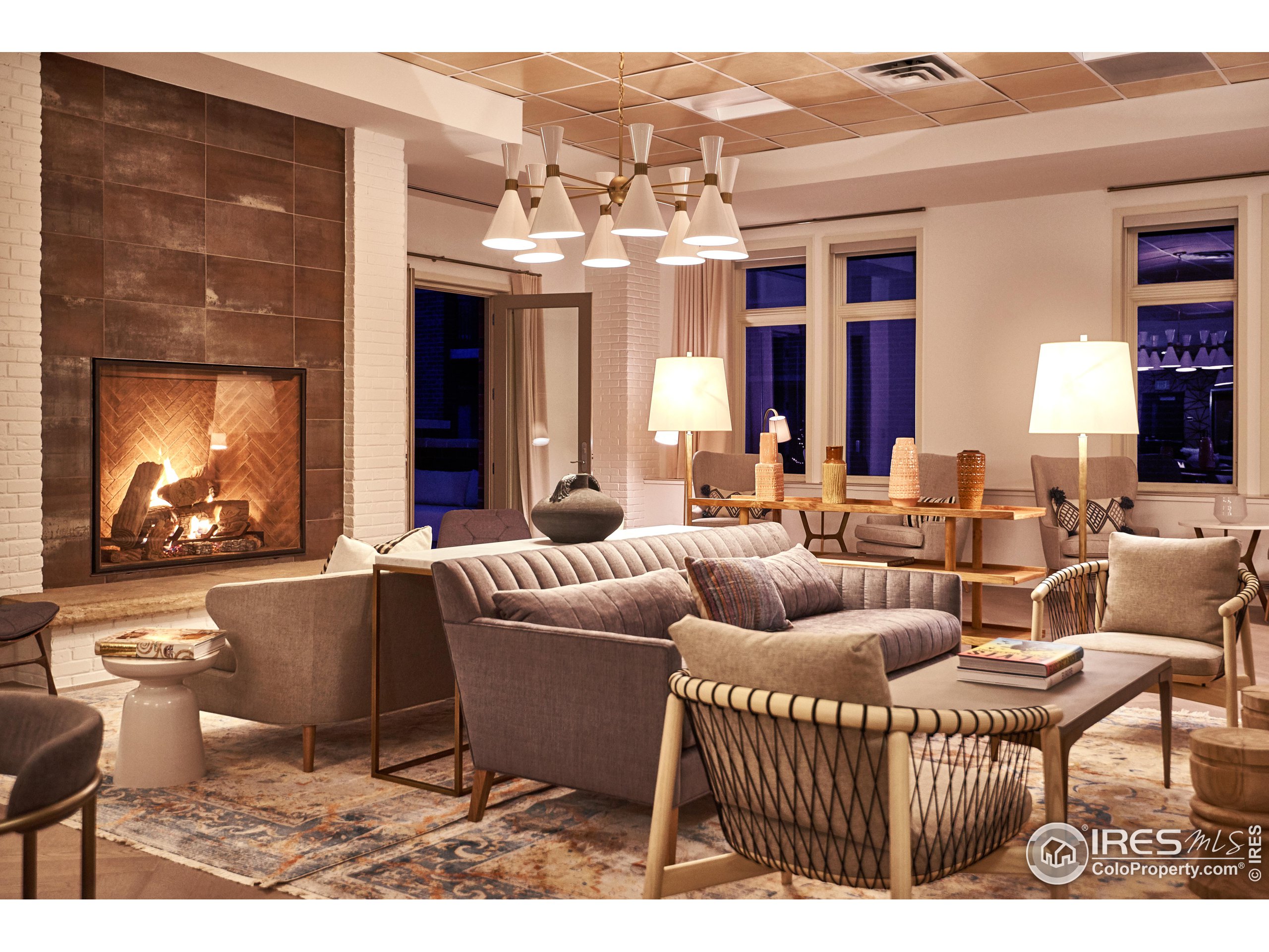 3401 Arapahoe Ave 203