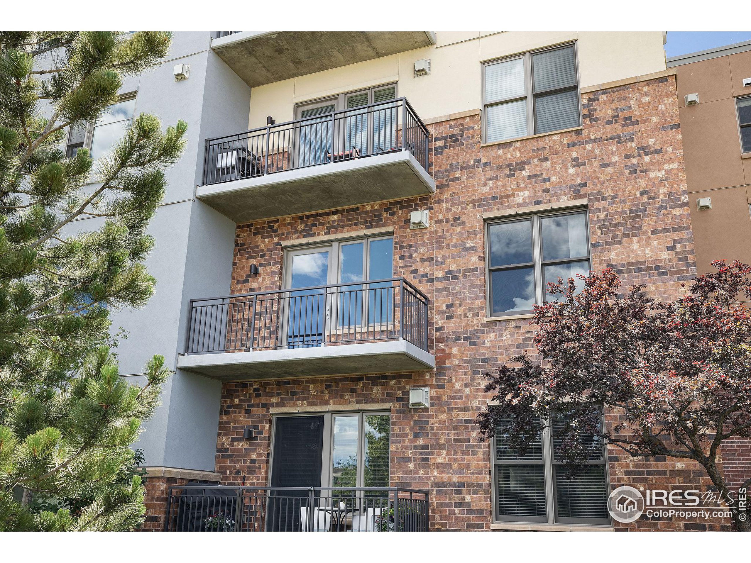 3401 Arapahoe Ave 203