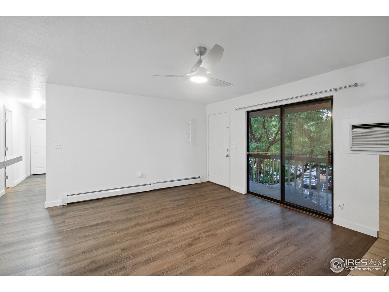 665 Manhattan Dr 665-202