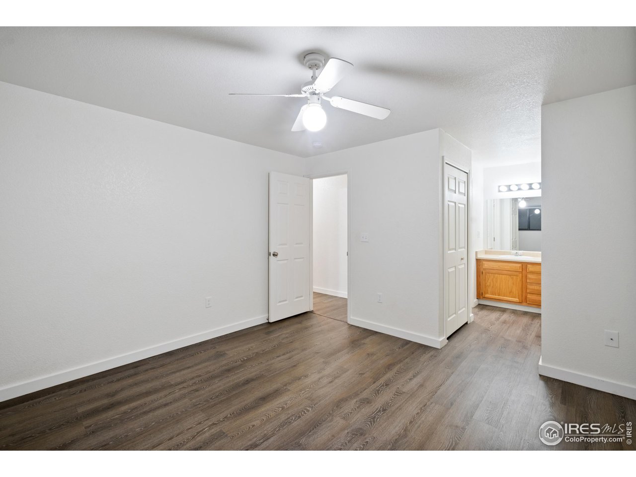 665 Manhattan Dr 665-202