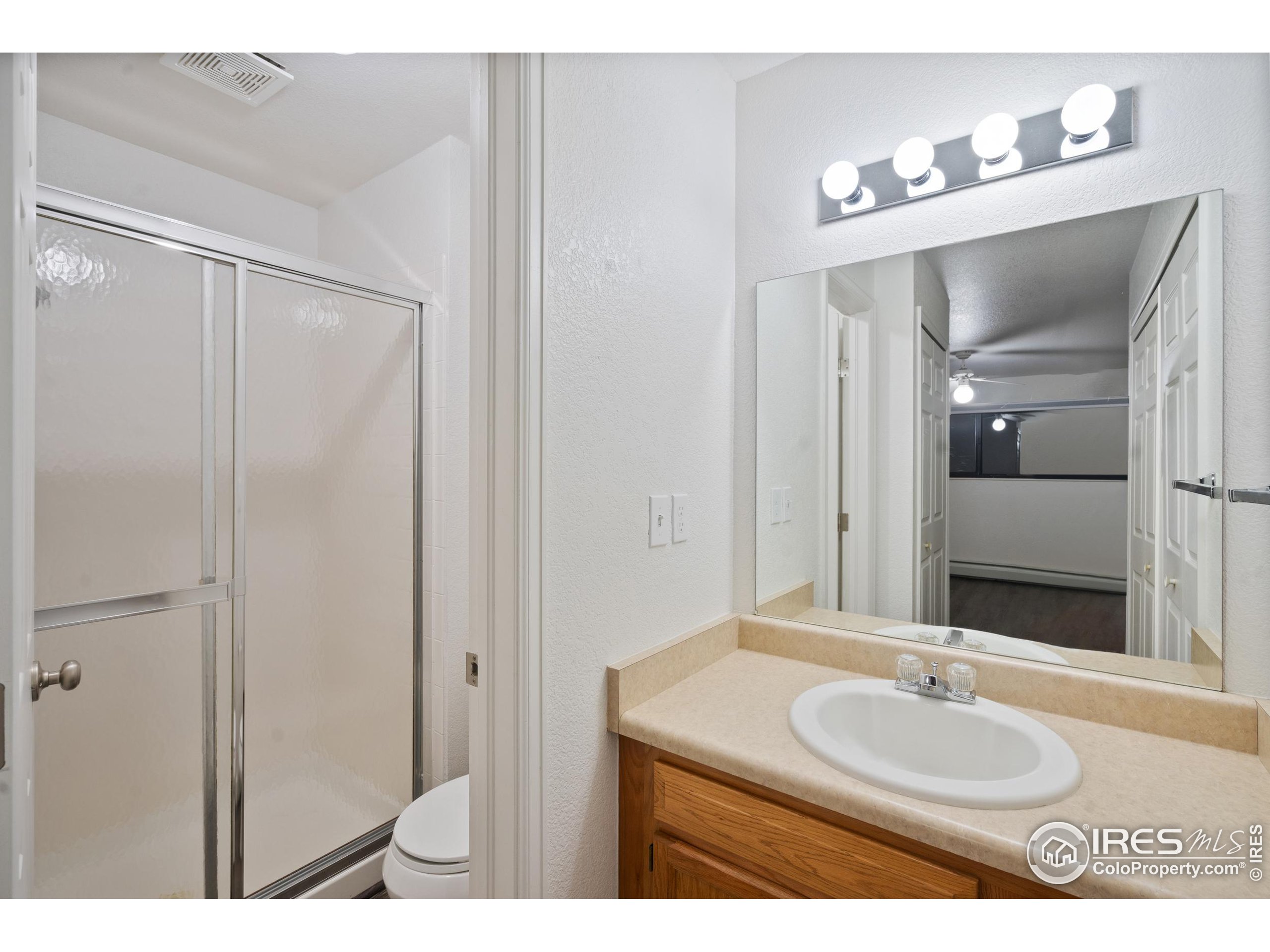 665 Manhattan Dr 665-202