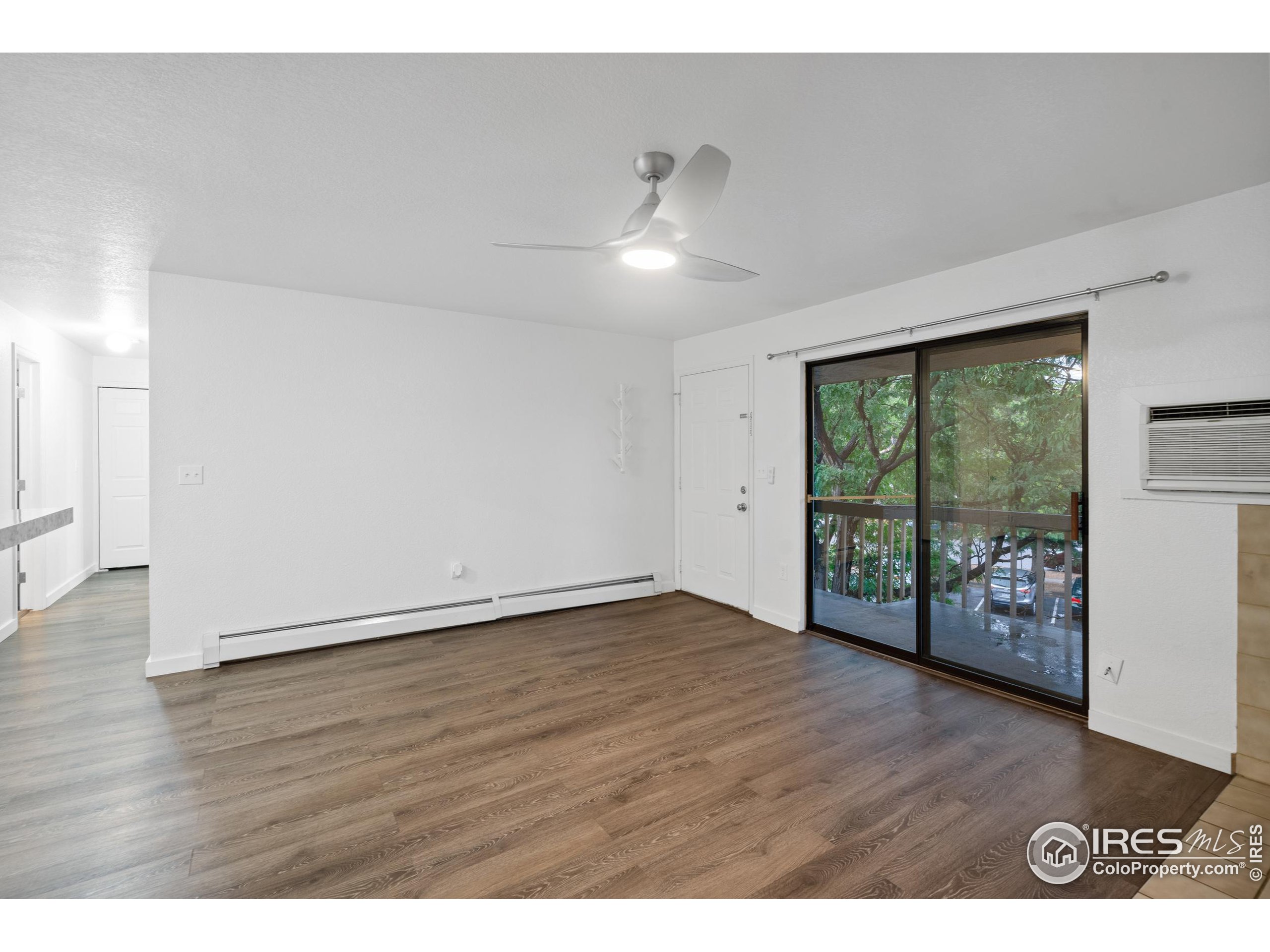 665 Manhattan Dr 665-202