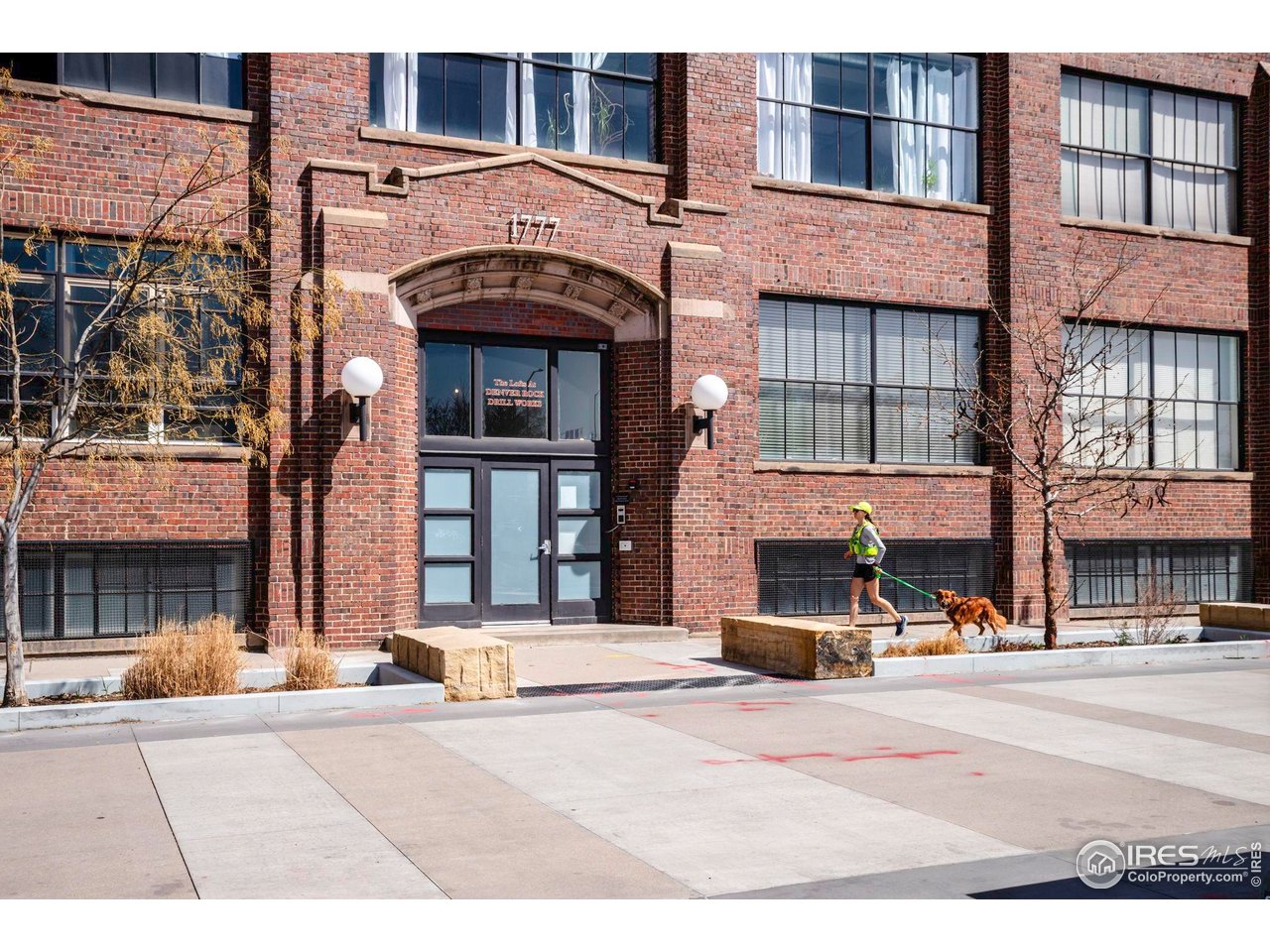 1777 E 39th Ave #209